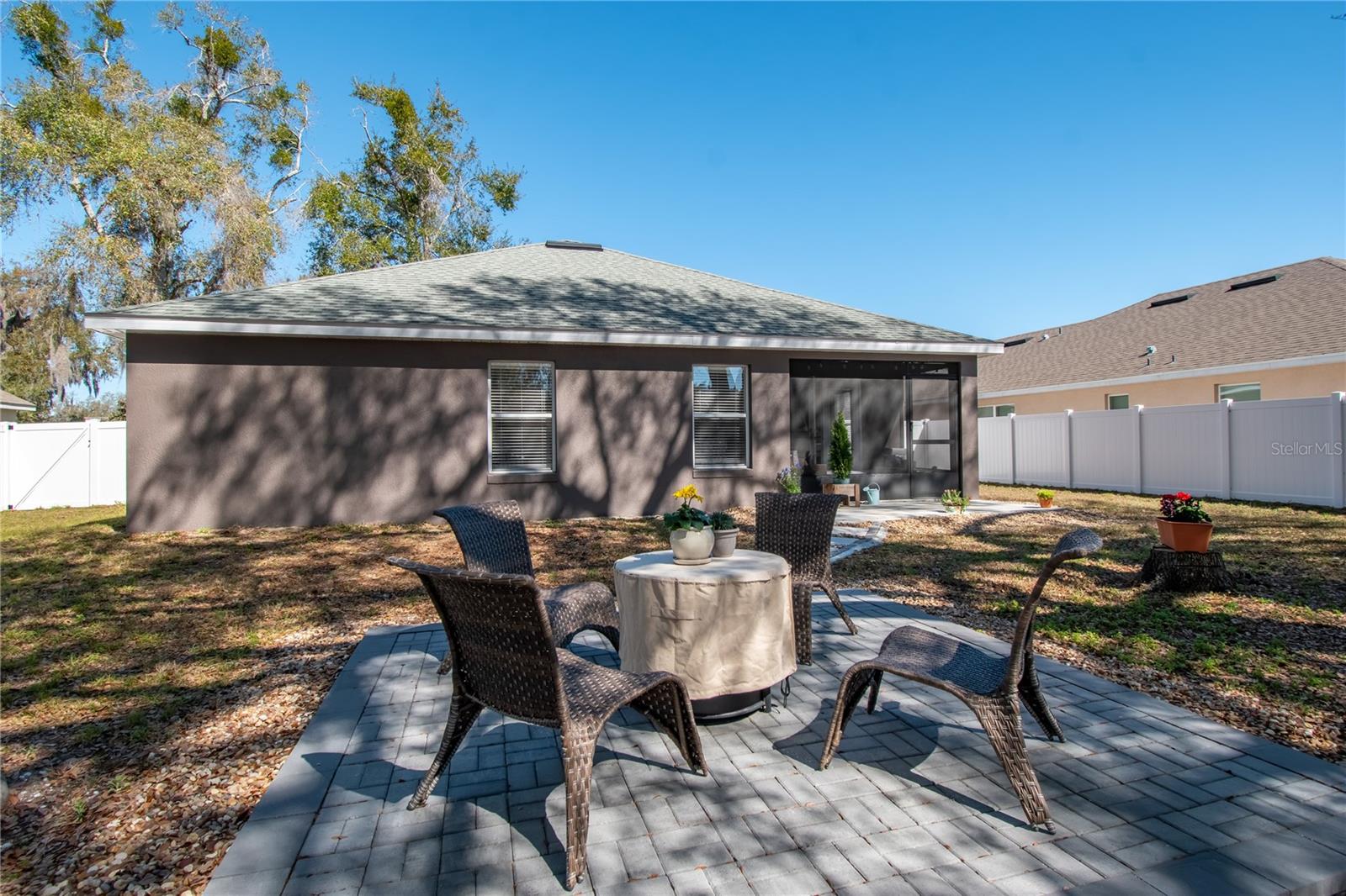 Image 31 of 42 For 2309 Angel Fish Loop