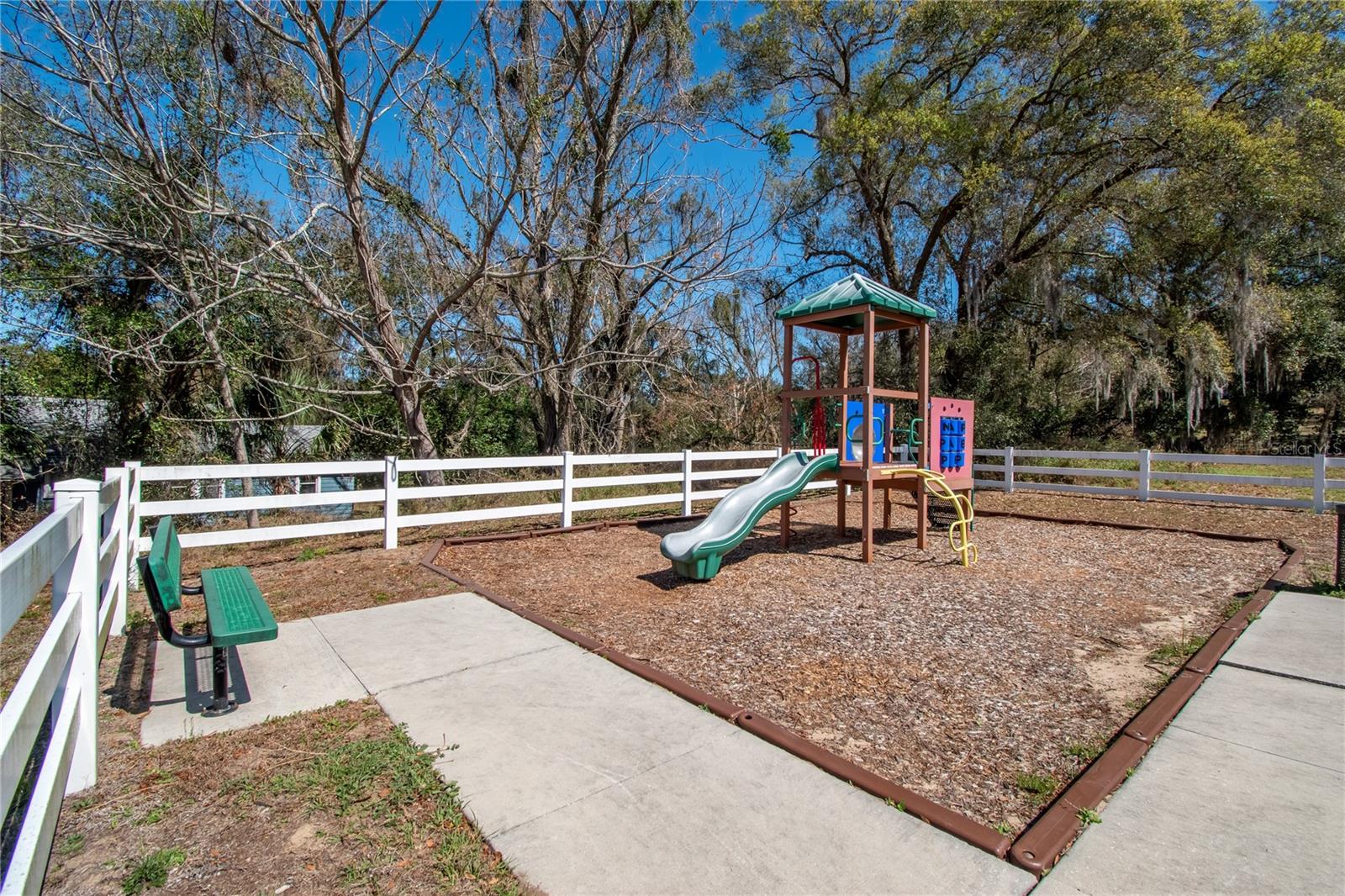 Image 39 of 42 For 2309 Angel Fish Loop