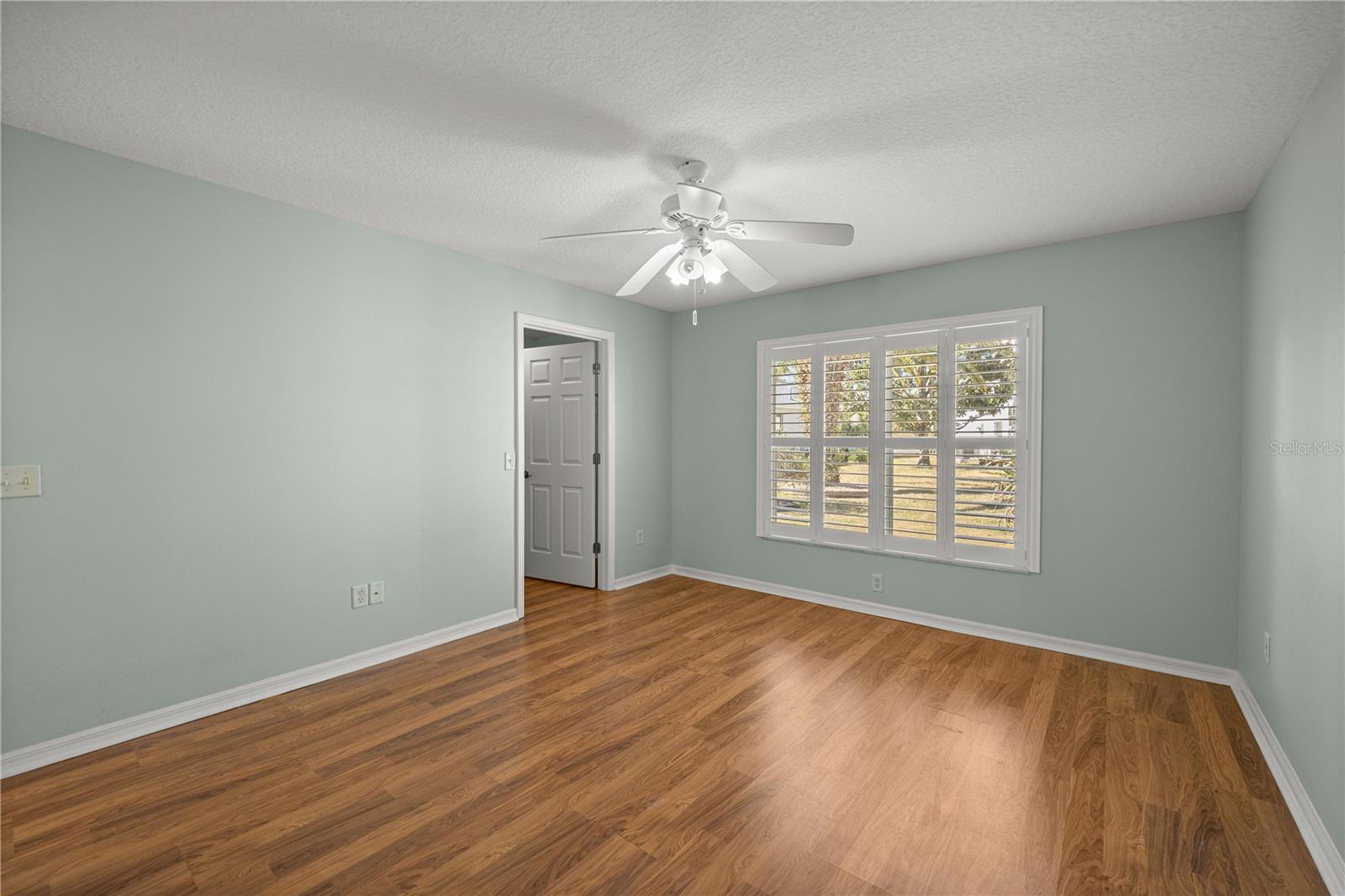 Image 16 of 26 For 3188 Hudson Court