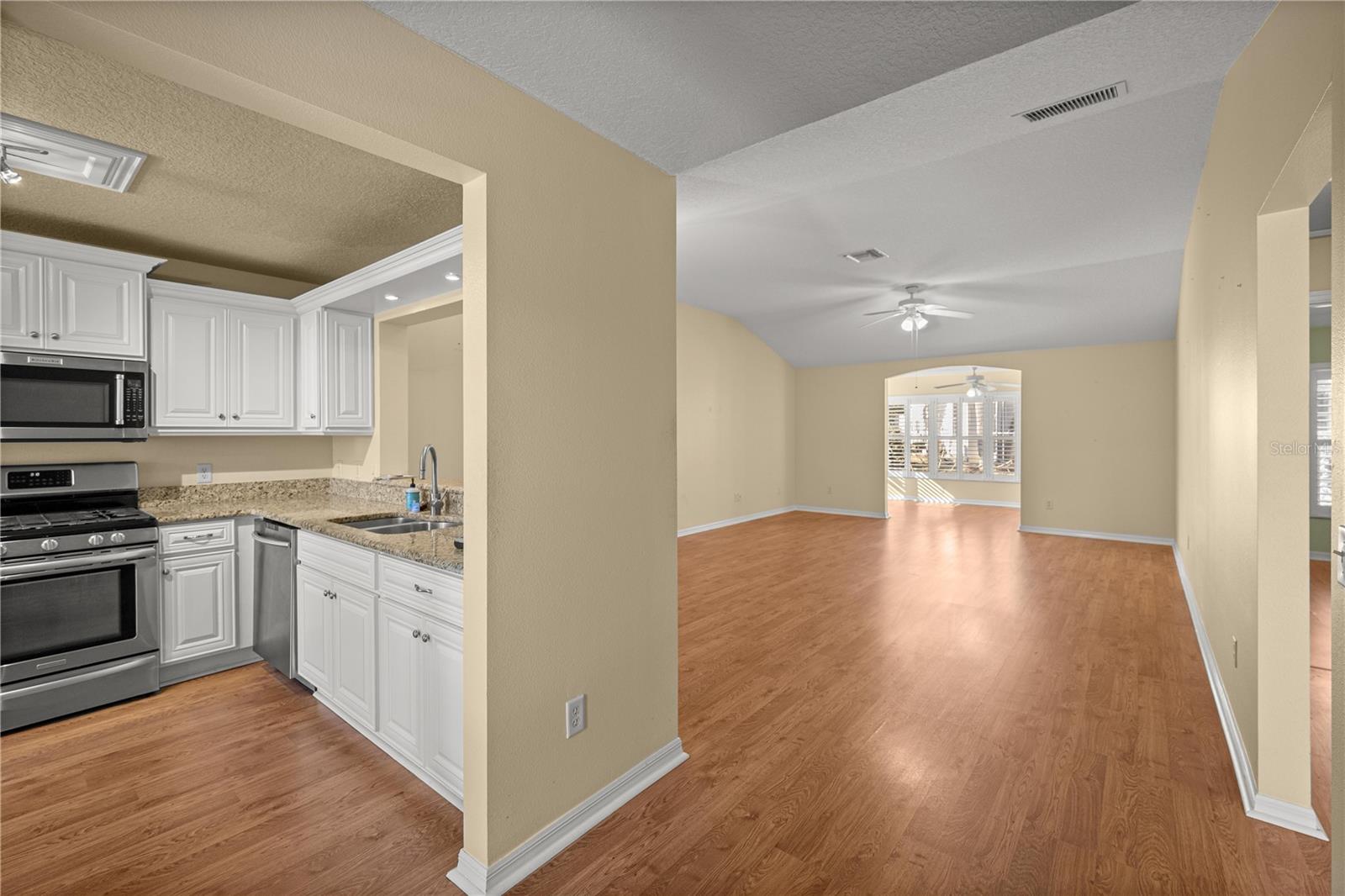 Image 9 of 26 For 3188 Hudson Court