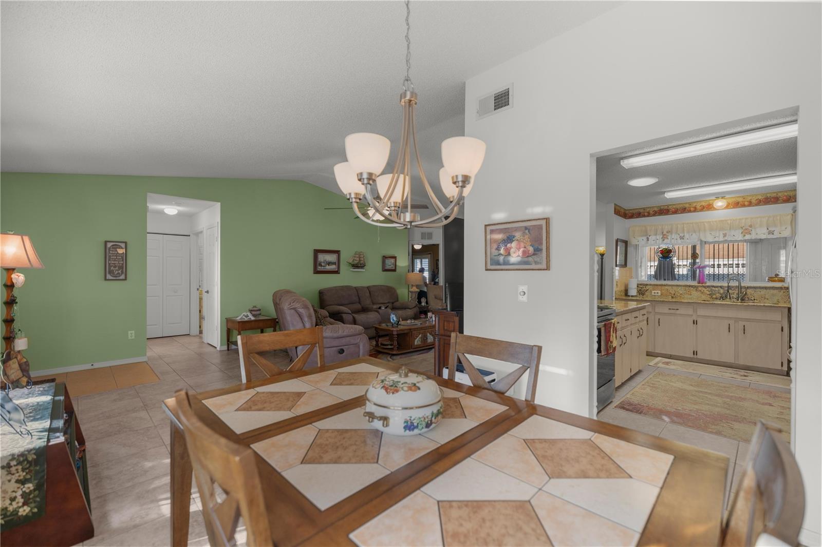 Image 10 of 32 For 8612 61st Court