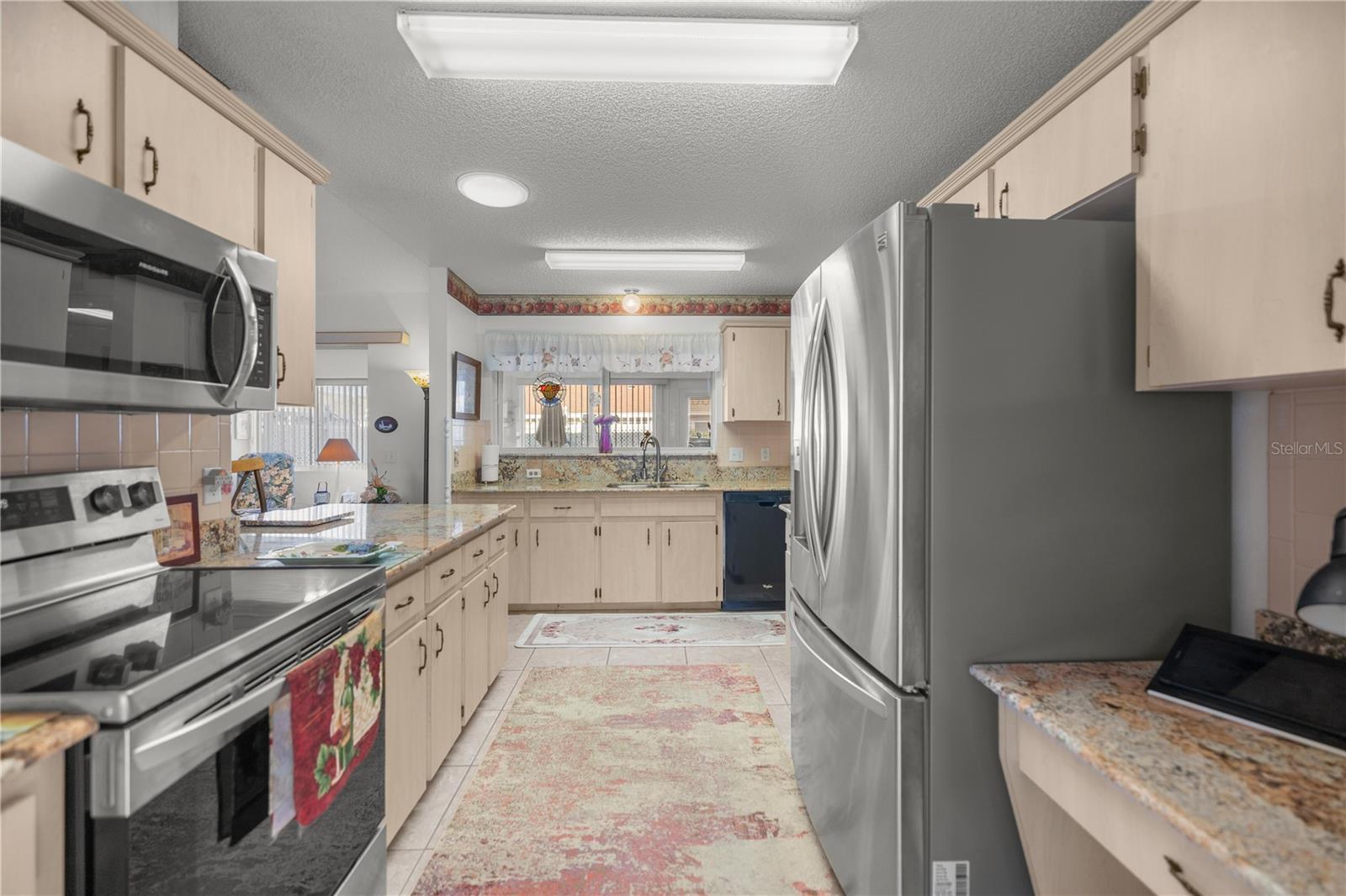 Image 12 of 32 For 8612 61st Court