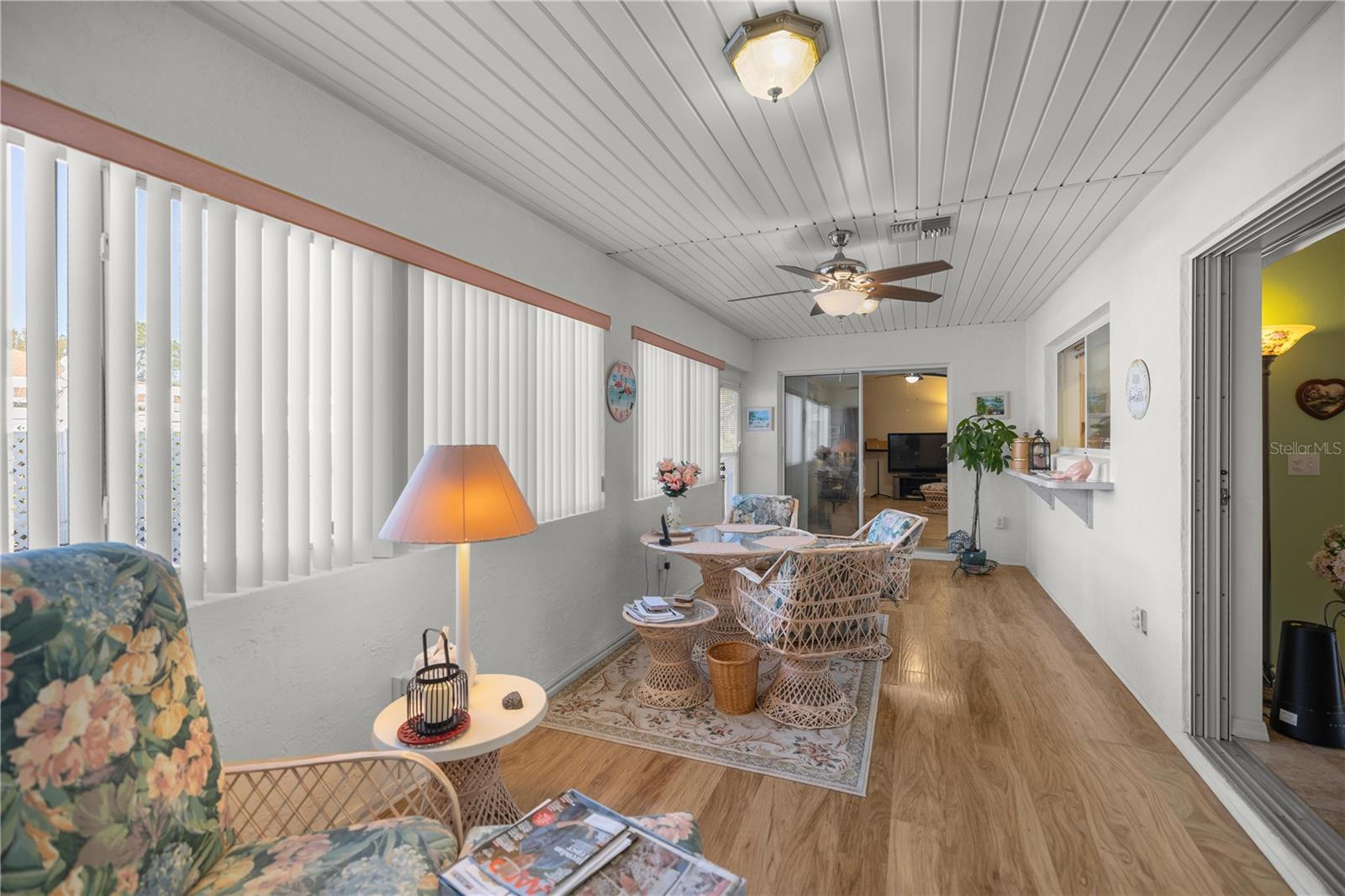 Image 16 of 32 For 8612 61st Court