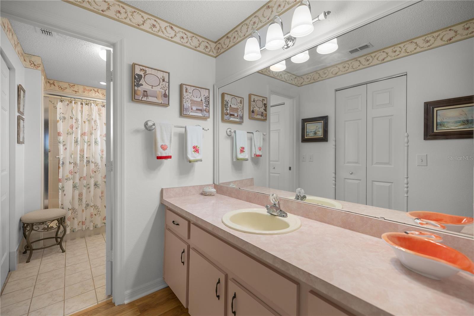 Image 20 of 32 For 8612 61st Court