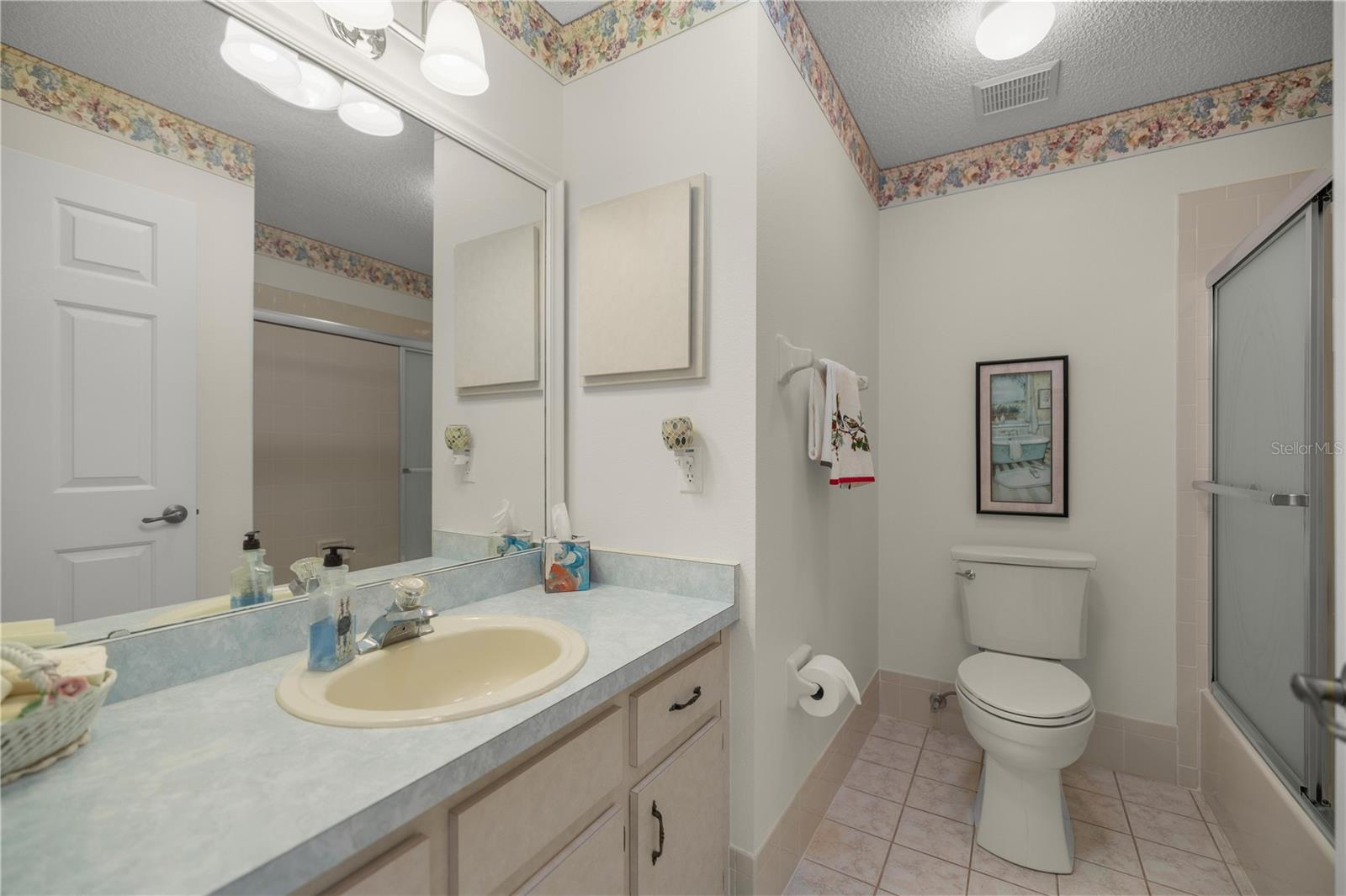 Image 25 of 32 For 8612 61st Court