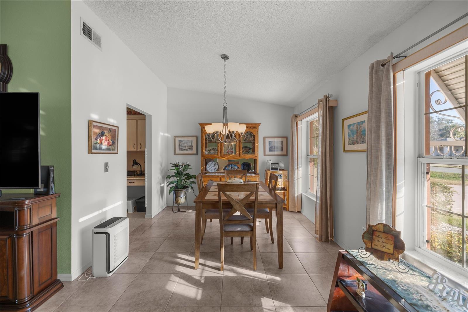 Image 9 of 32 For 8612 61st Court