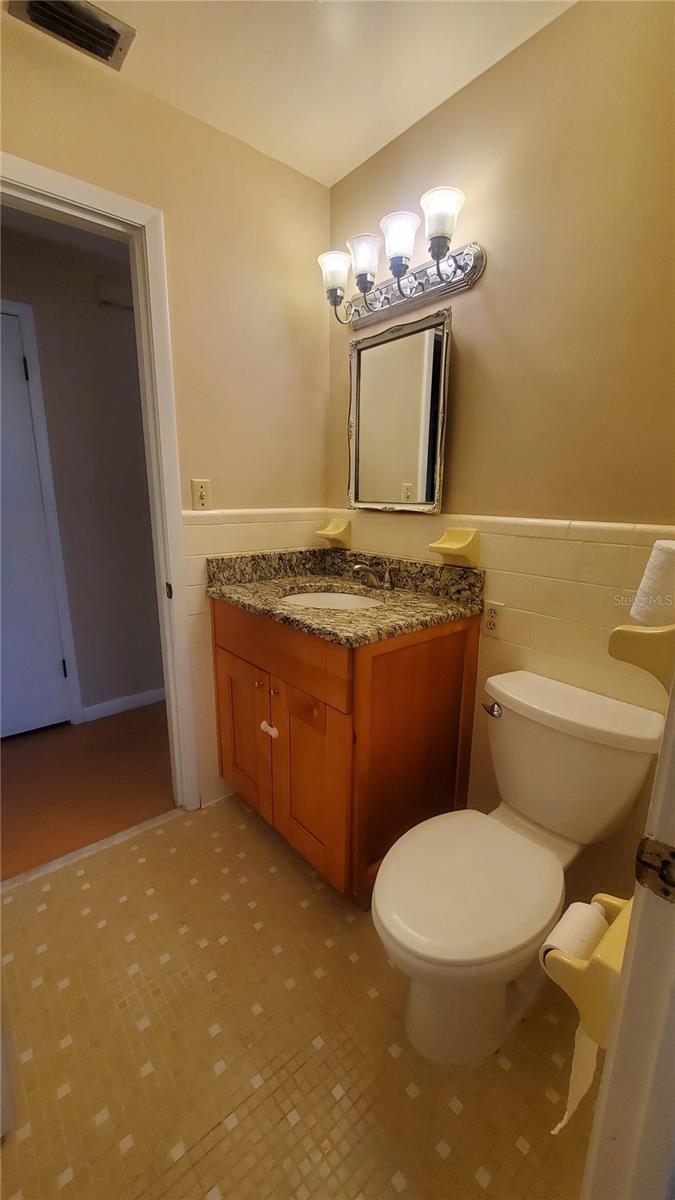 Image 18 of 31 For 8503 203rd Court