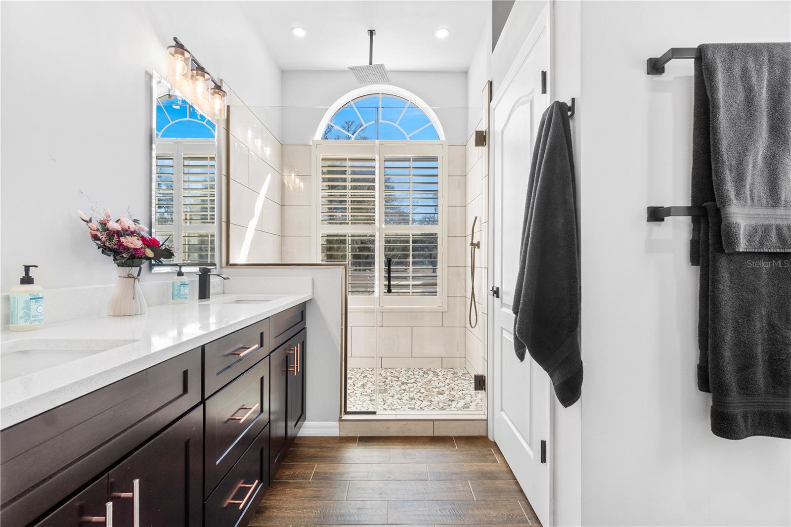 Image 17 of 98 For 11831 Highway 484