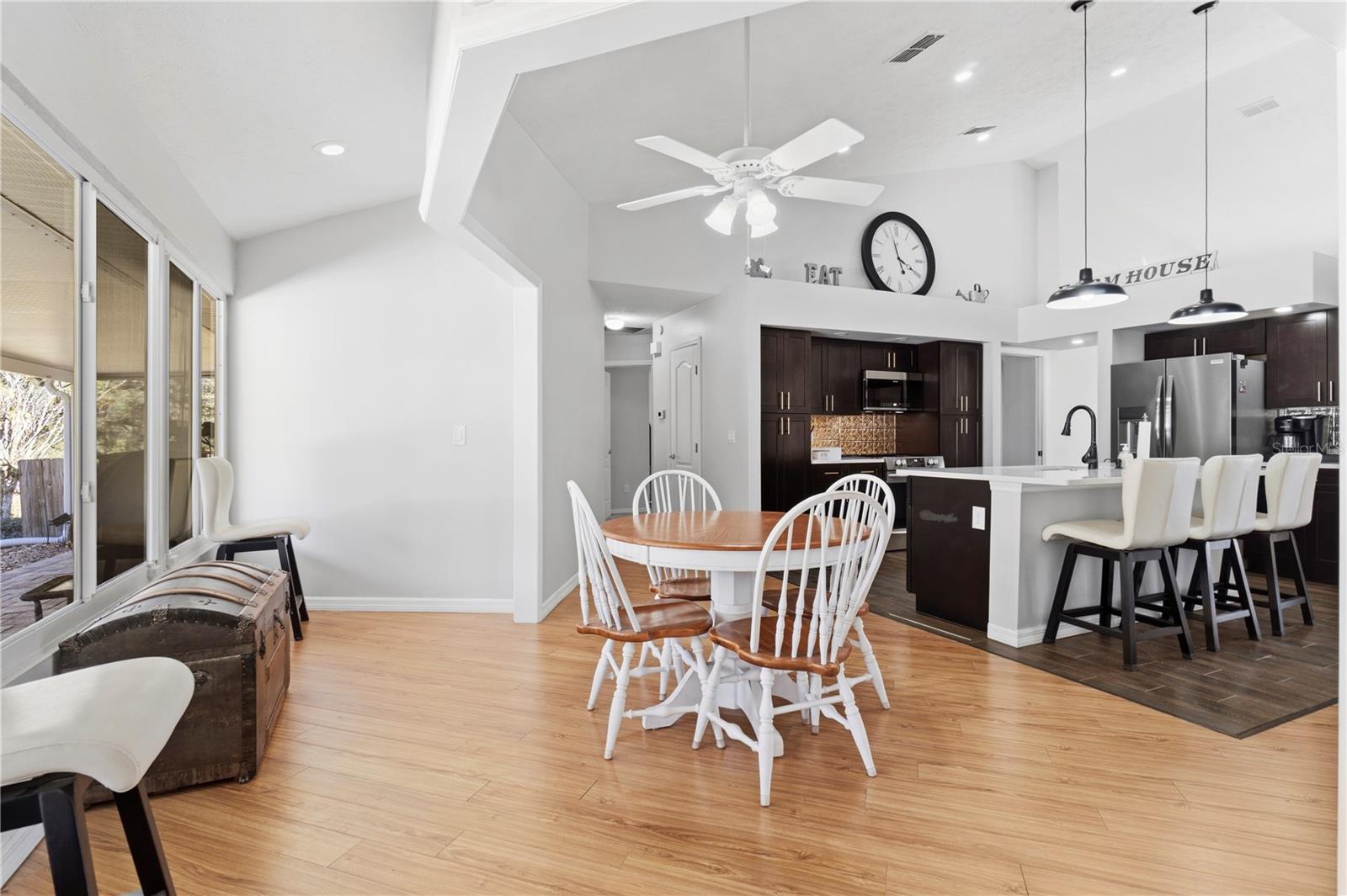 Image 26 of 98 For 11831 Highway 484