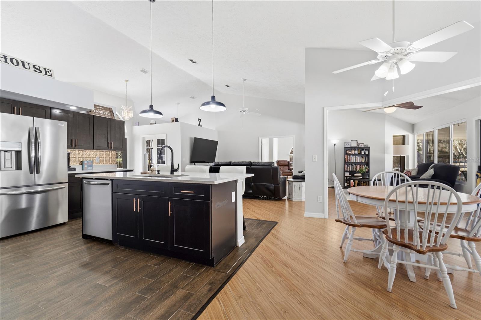 Image 34 of 98 For 11831 Highway 484