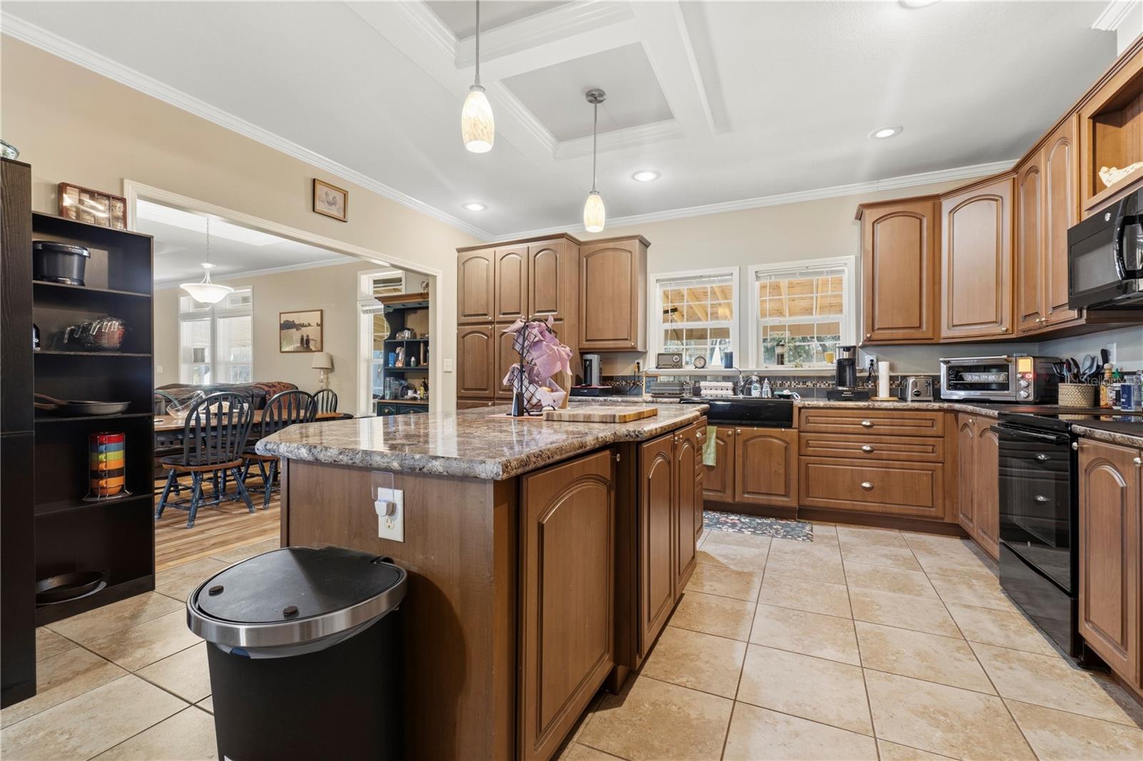 Image 63 of 98 For 11831 Highway 484