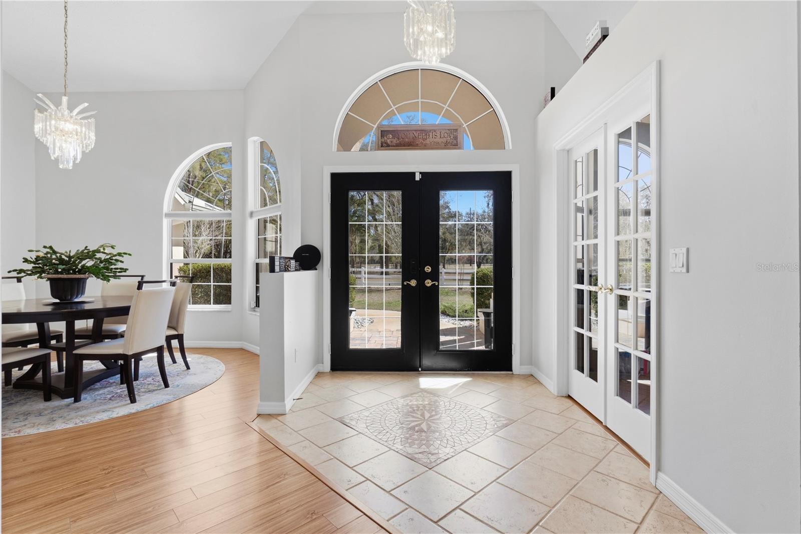 Image 7 of 98 For 11831 Highway 484