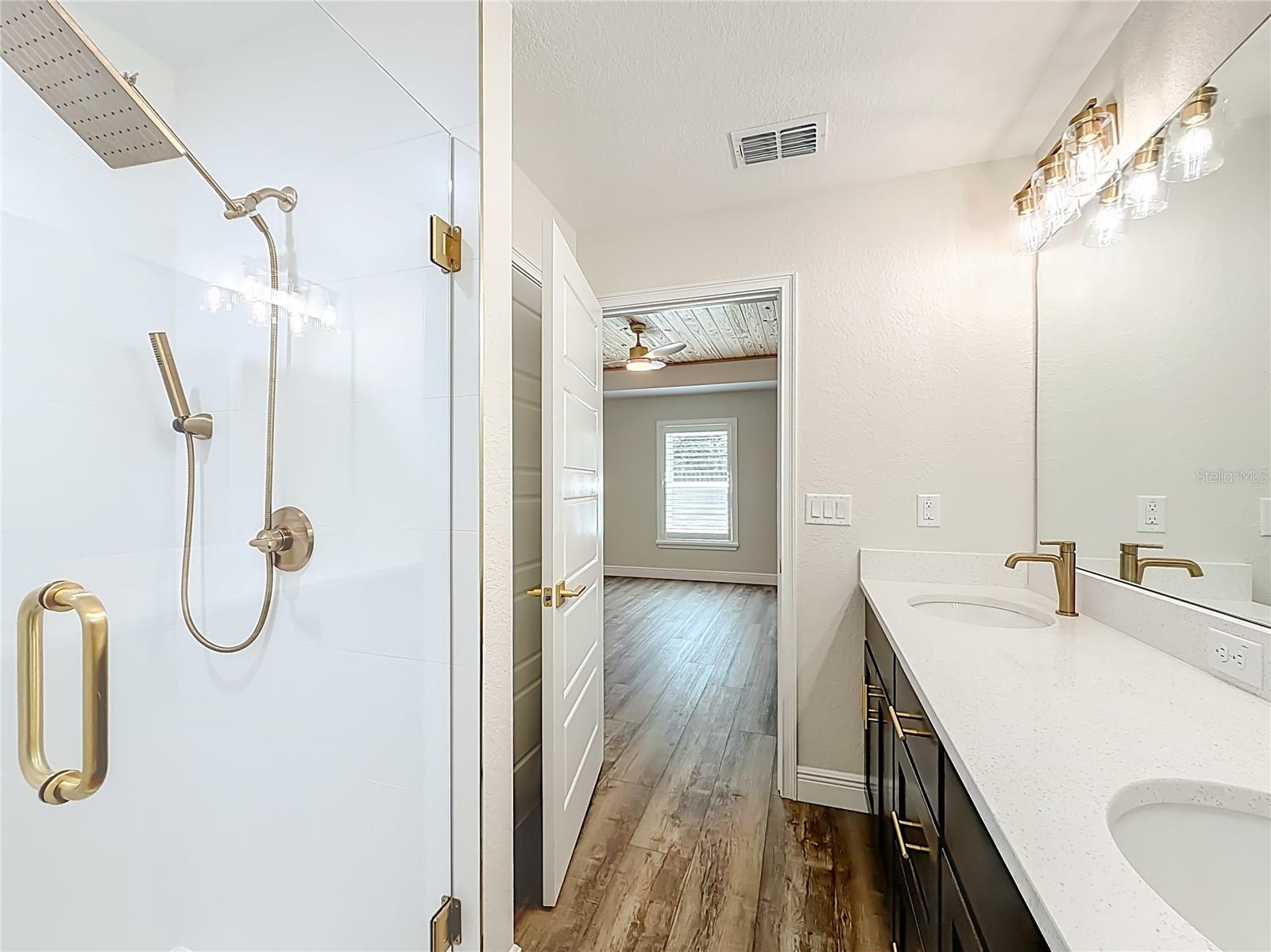 Image 31 of 78 For 5210 Fort King Street