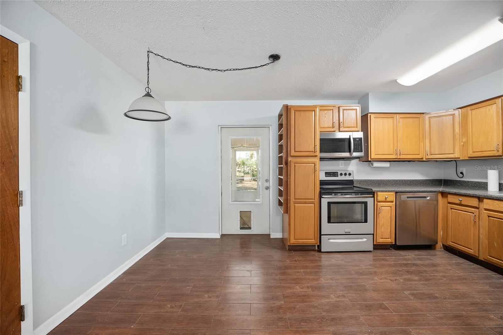 Image 11 of 74 For 3216 22nd Court