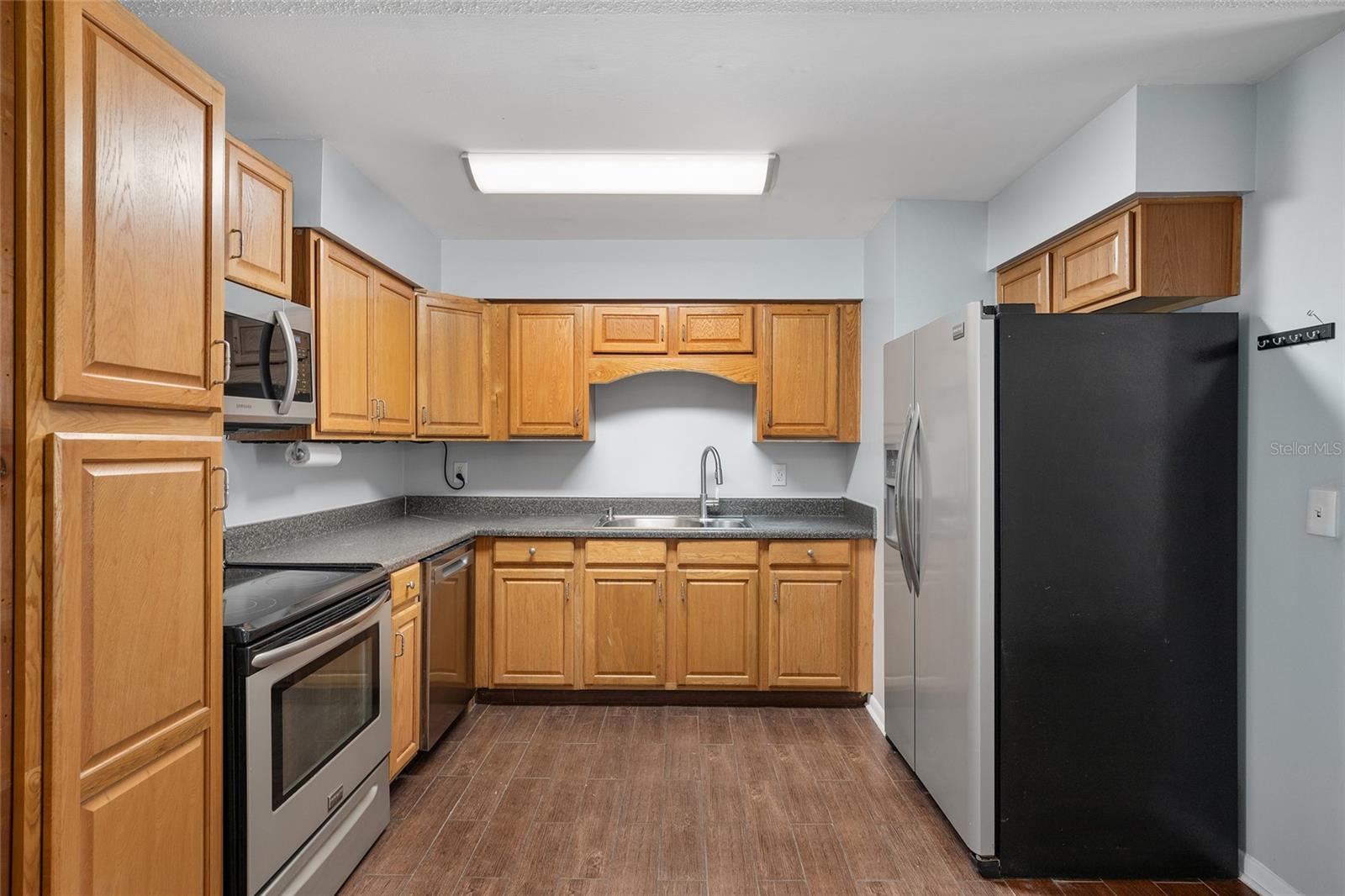 Image 16 of 74 For 3216 22nd Court