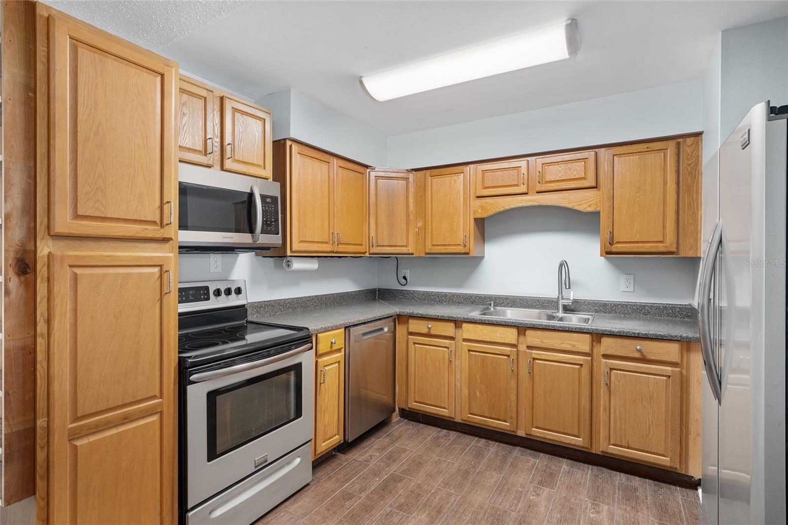 Image 17 of 74 For 3216 22nd Court