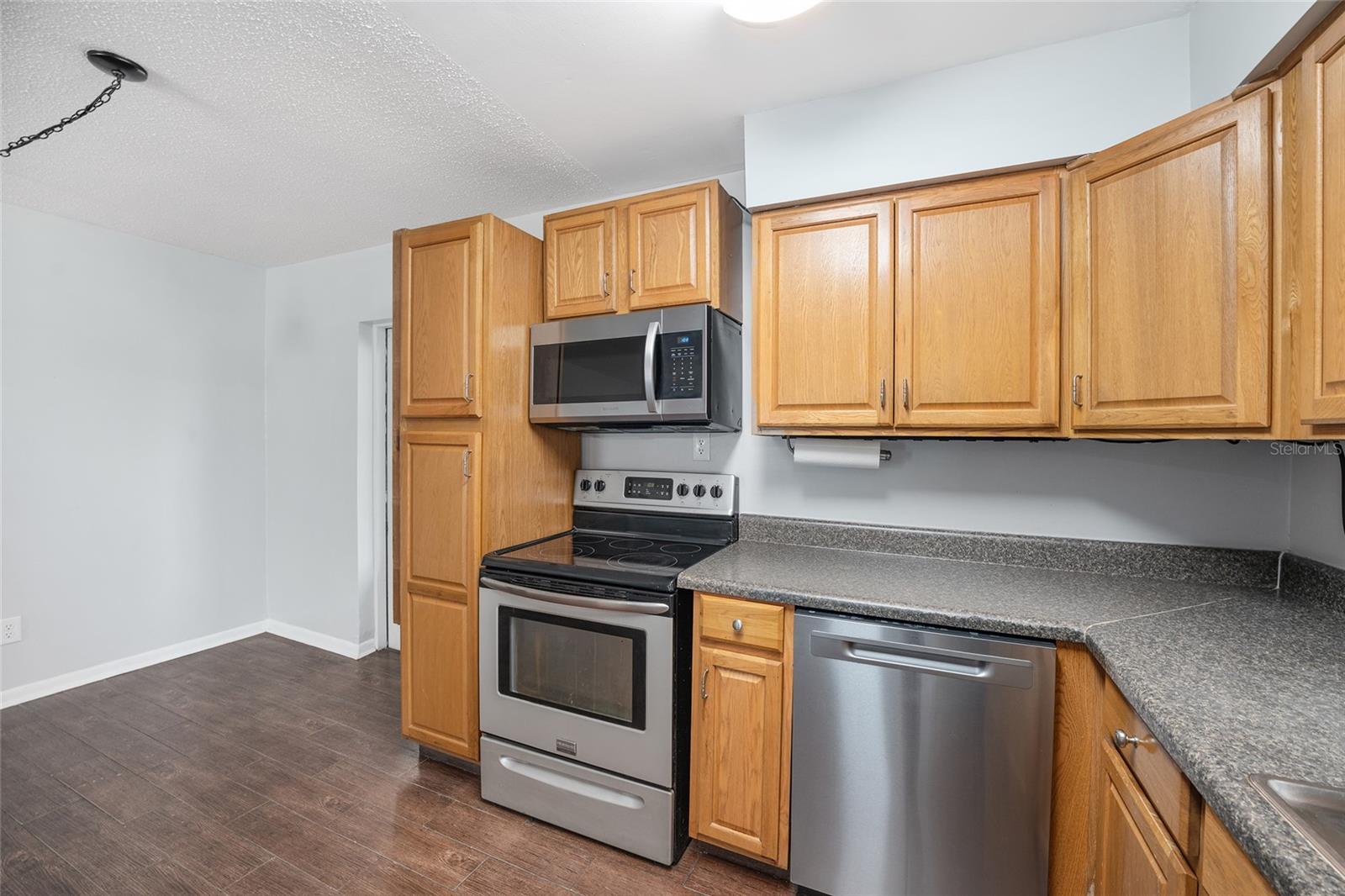 Image 19 of 74 For 3216 22nd Court