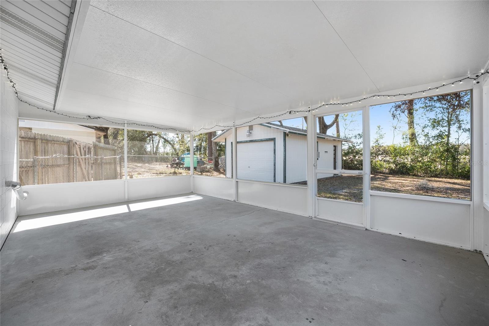 Image 33 of 74 For 3216 22nd Court