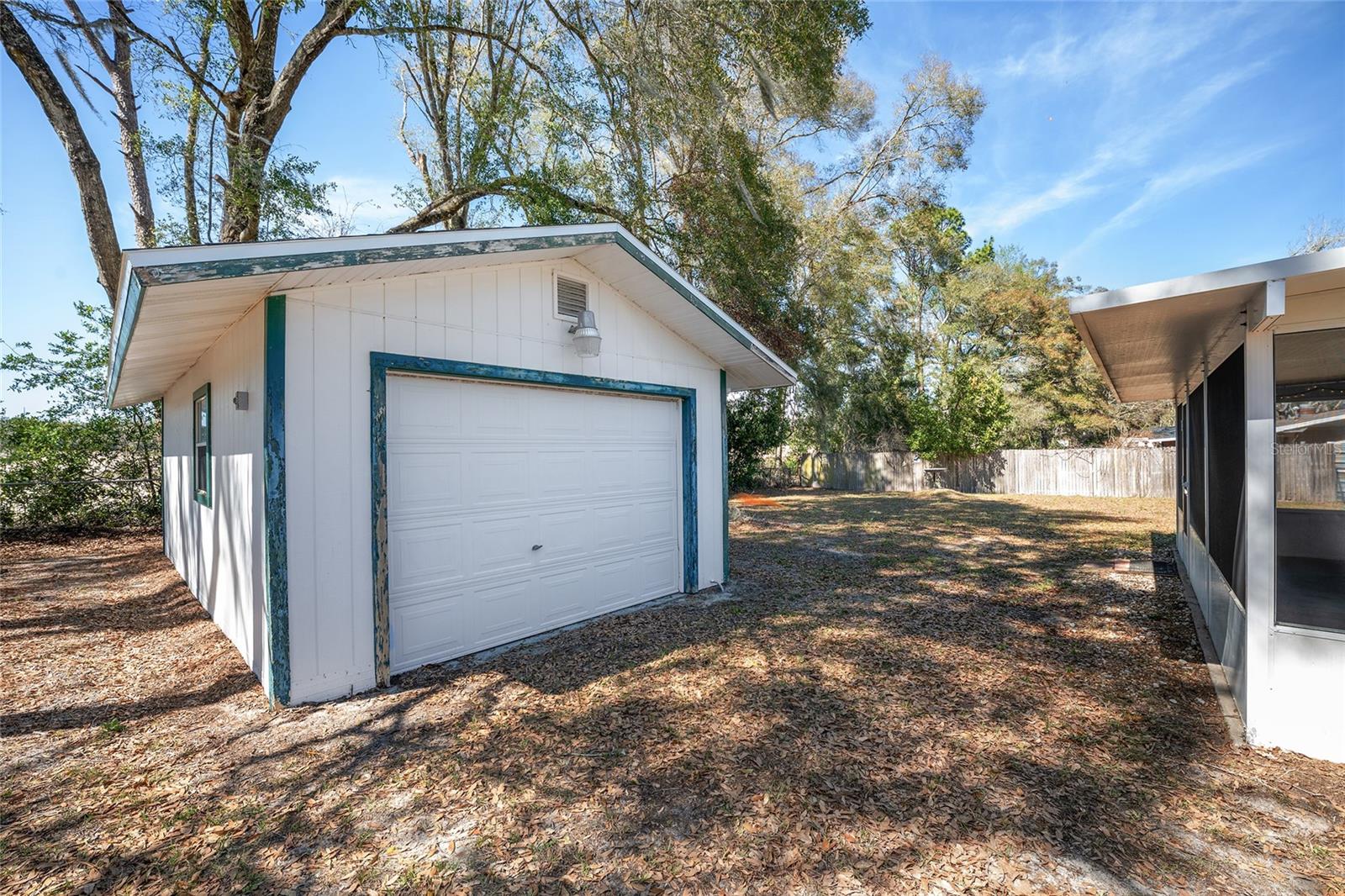 Image 38 of 74 For 3216 22nd Court