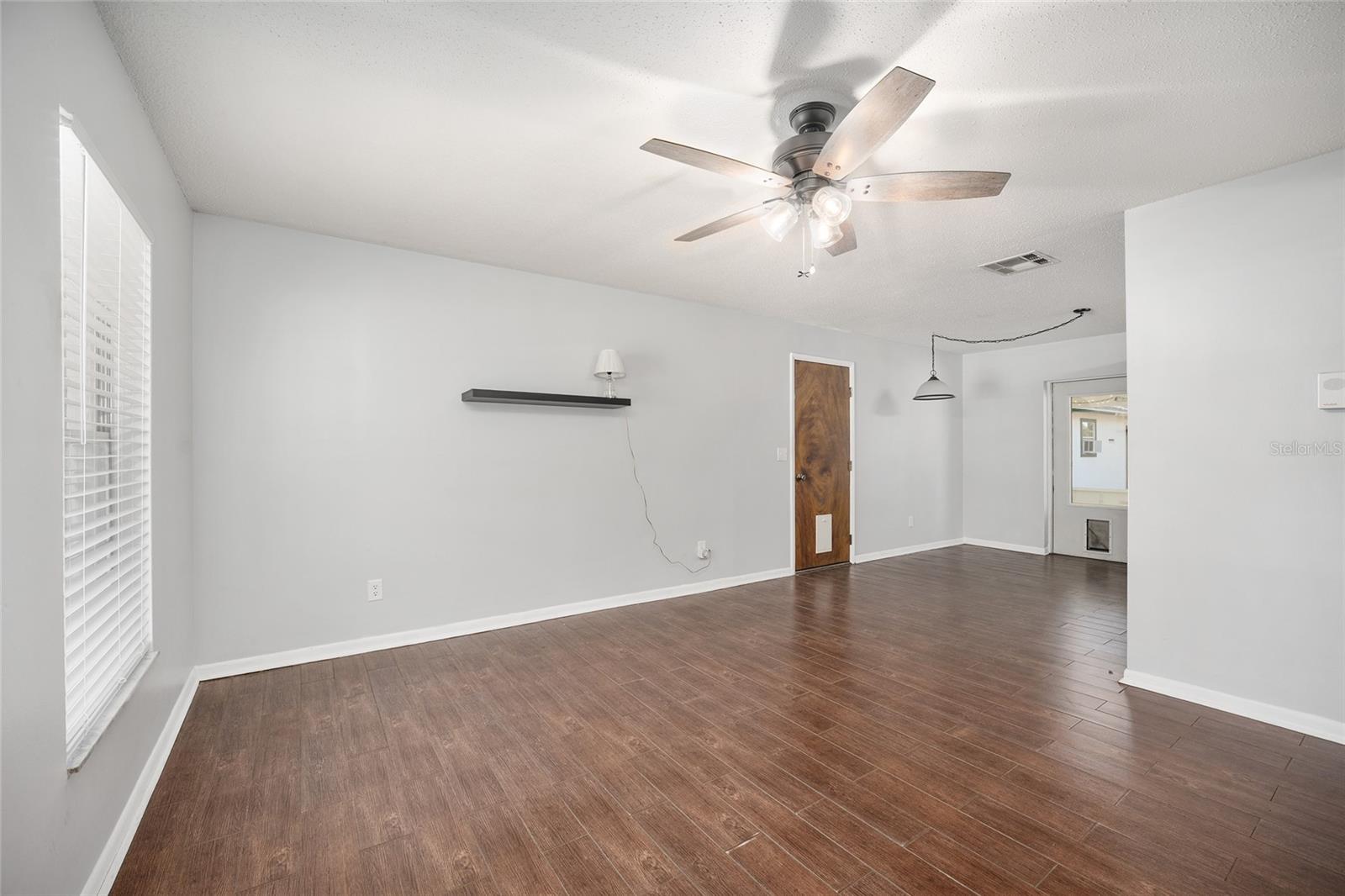 Image 5 of 74 For 3216 22nd Court