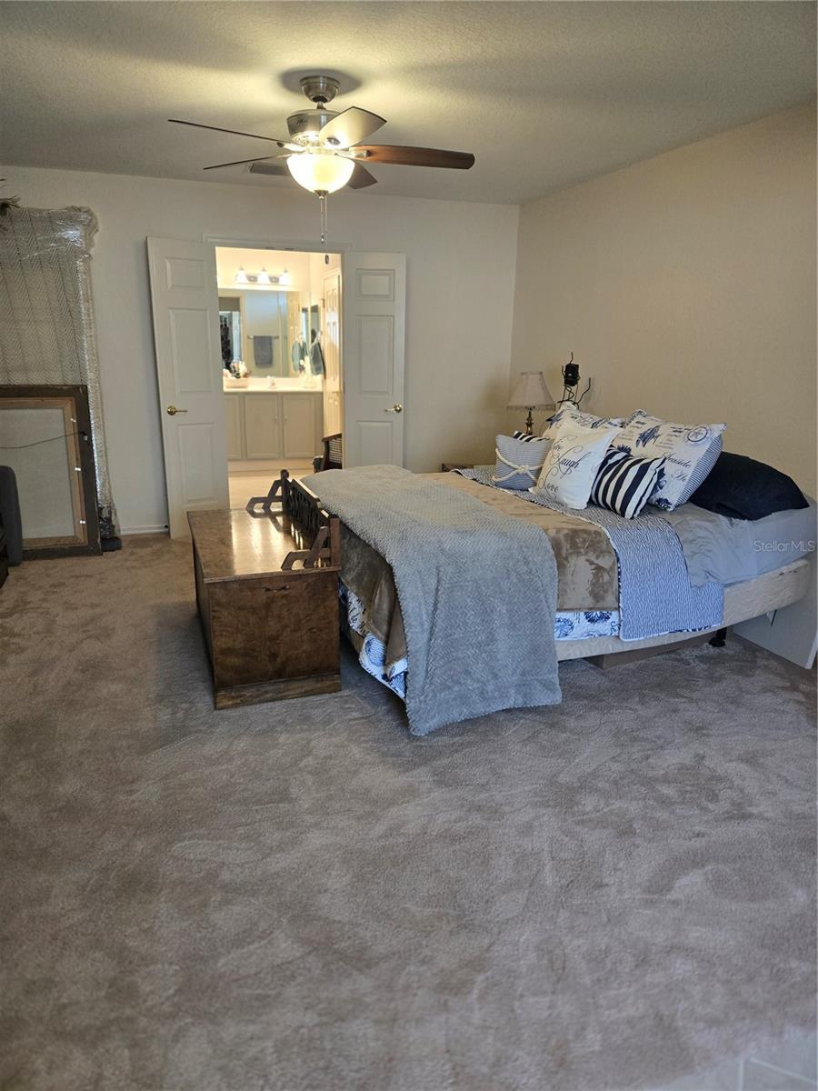 Image 13 of 47 For 12711 97th Terrace Road R