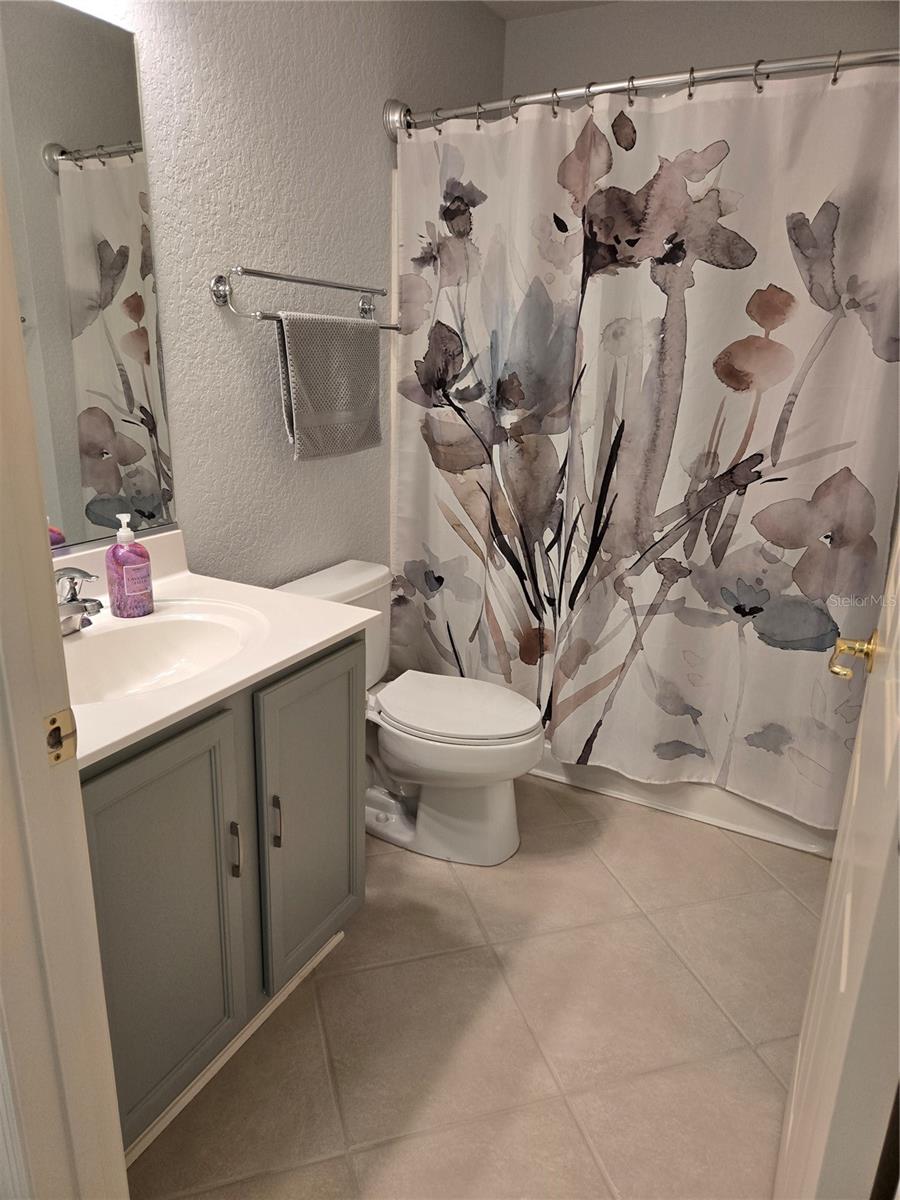 Image 19 of 47 For 12711 97th Terrace Road R