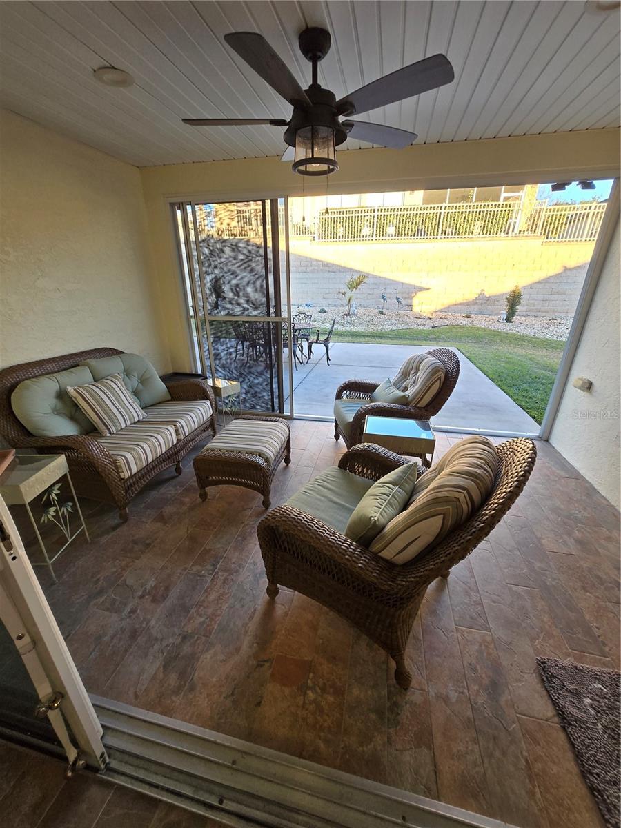 Image 21 of 47 For 12711 97th Terrace Road R