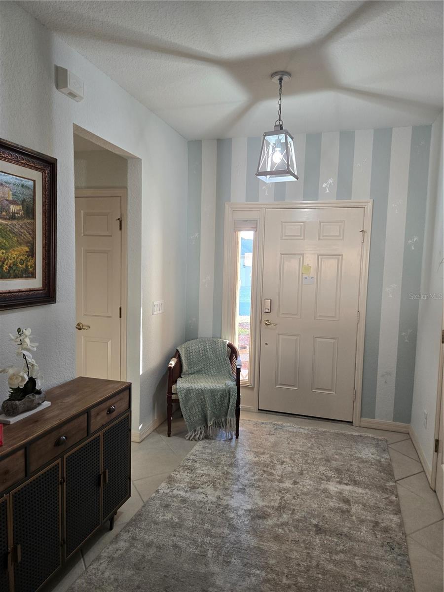 Image 8 of 47 For 12711 97th Terrace Road R