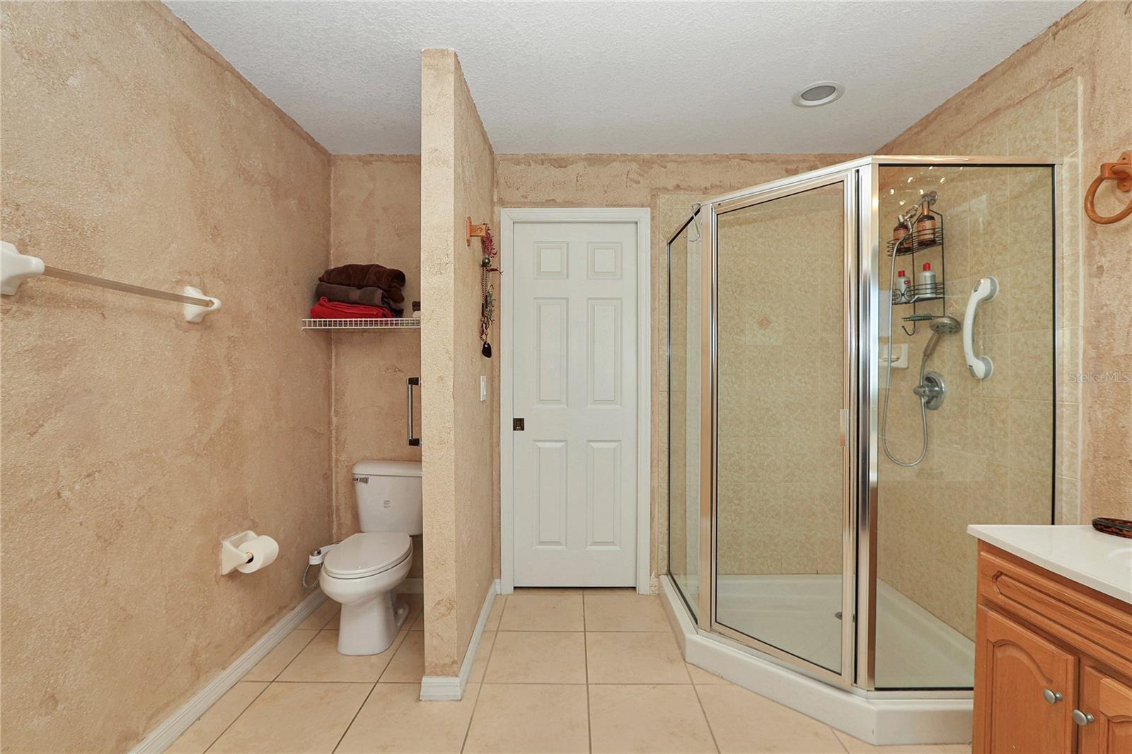 Image 29 of 54 For 4480 106th Place