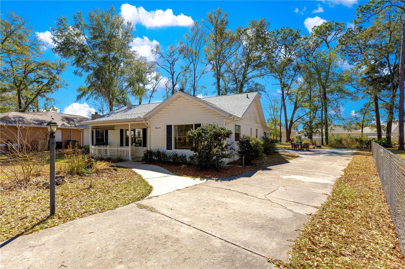 Image 40 of 44 For 10696 74th Terrace