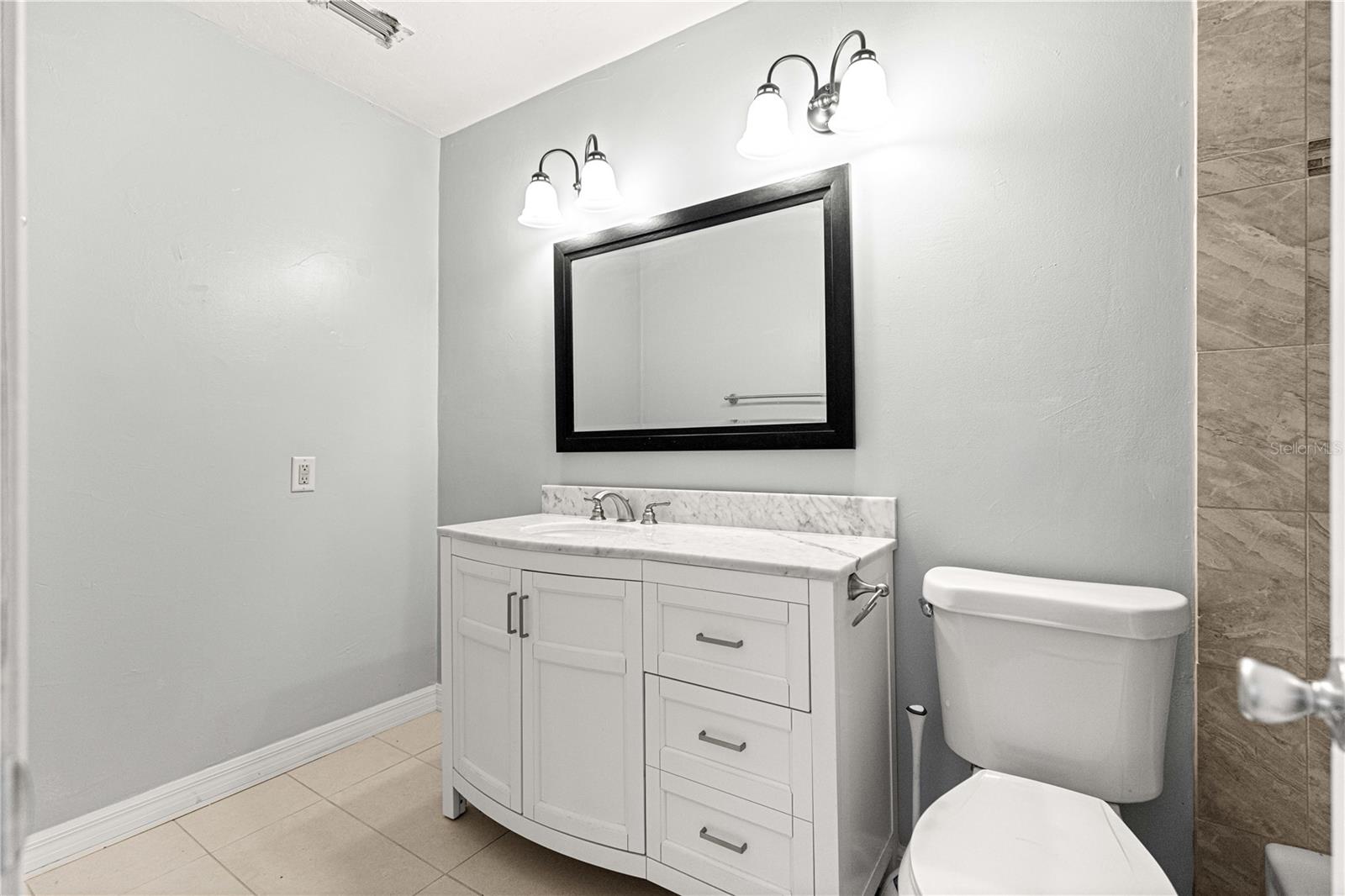 Image 27 of 36 For 15203 Sandalwood Drive 203