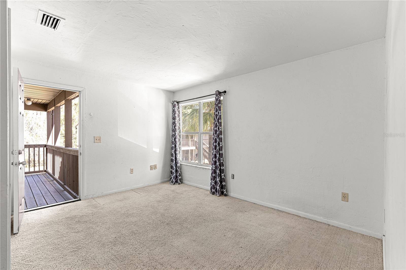 Image 31 of 36 For 15203 Sandalwood Drive 203