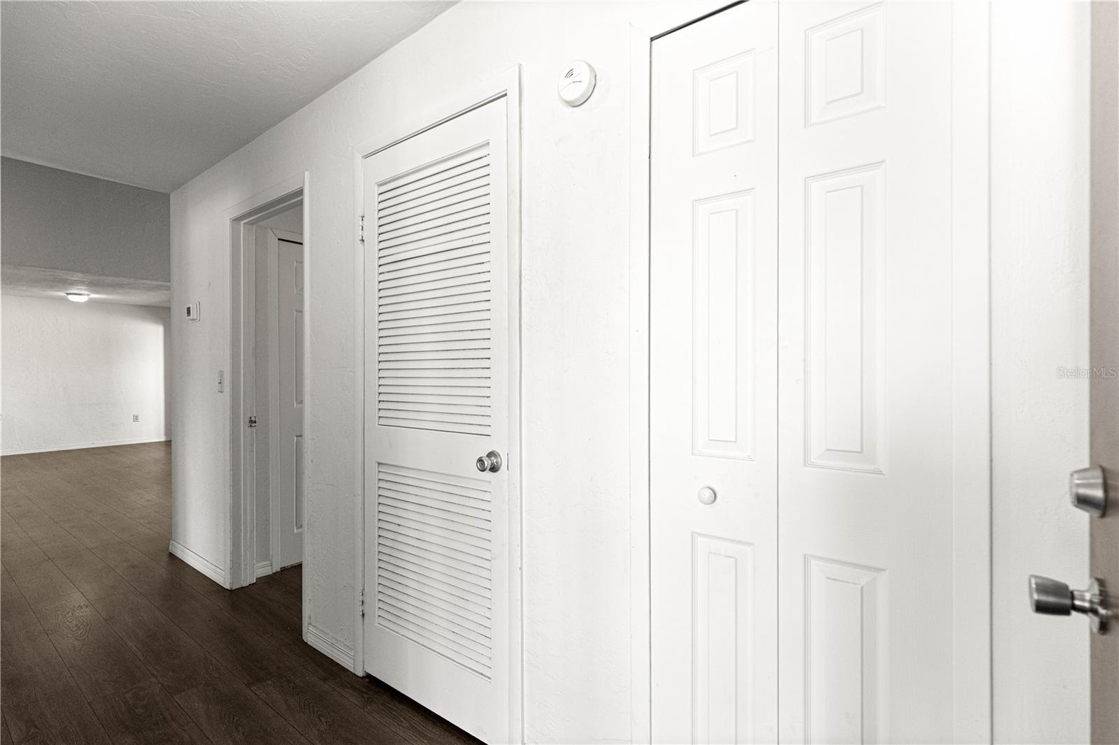 Image 7 of 36 For 15203 Sandalwood Drive 203