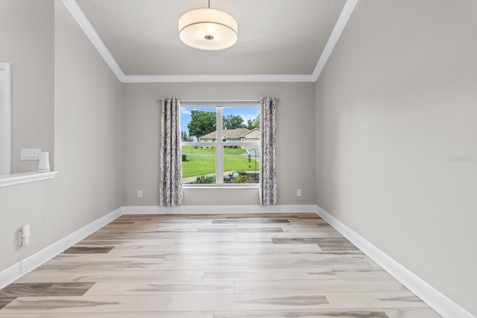 Image 13 of 47 For 837 Epsom Court