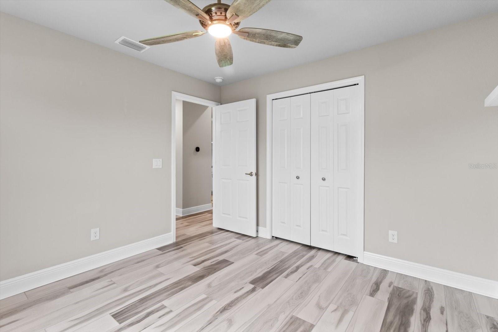 Image 26 of 47 For 837 Epsom Court