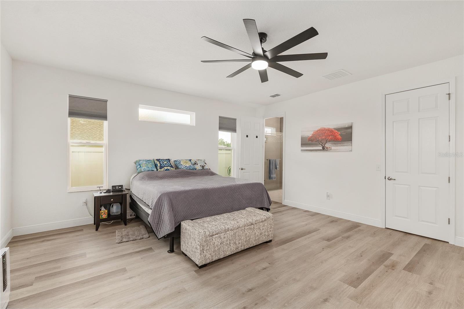 Image 33 of 82 For 4321 106th Place