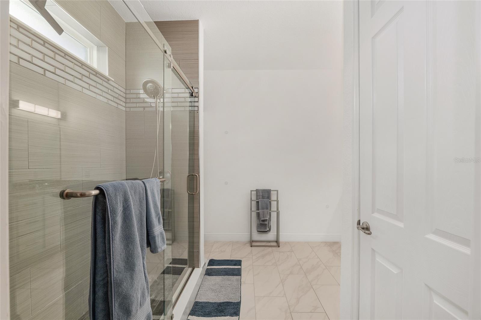 Image 34 of 82 For 4321 106th Place