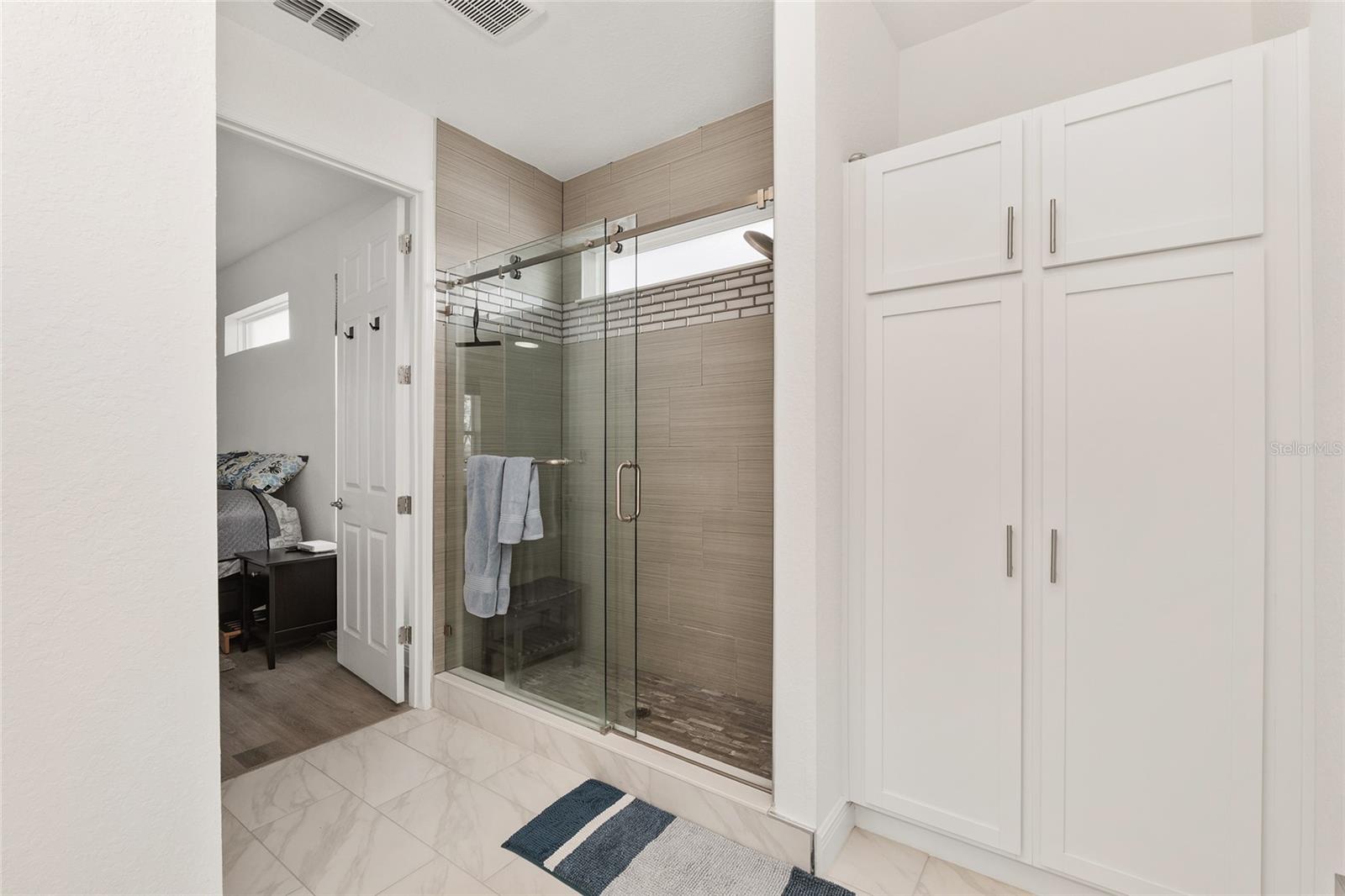 Image 36 of 82 For 4321 106th Place