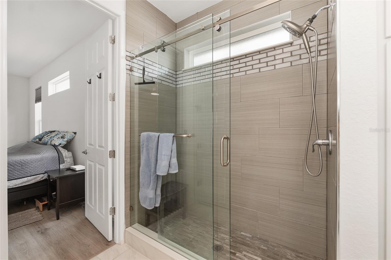 Image 37 of 82 For 4321 106th Place