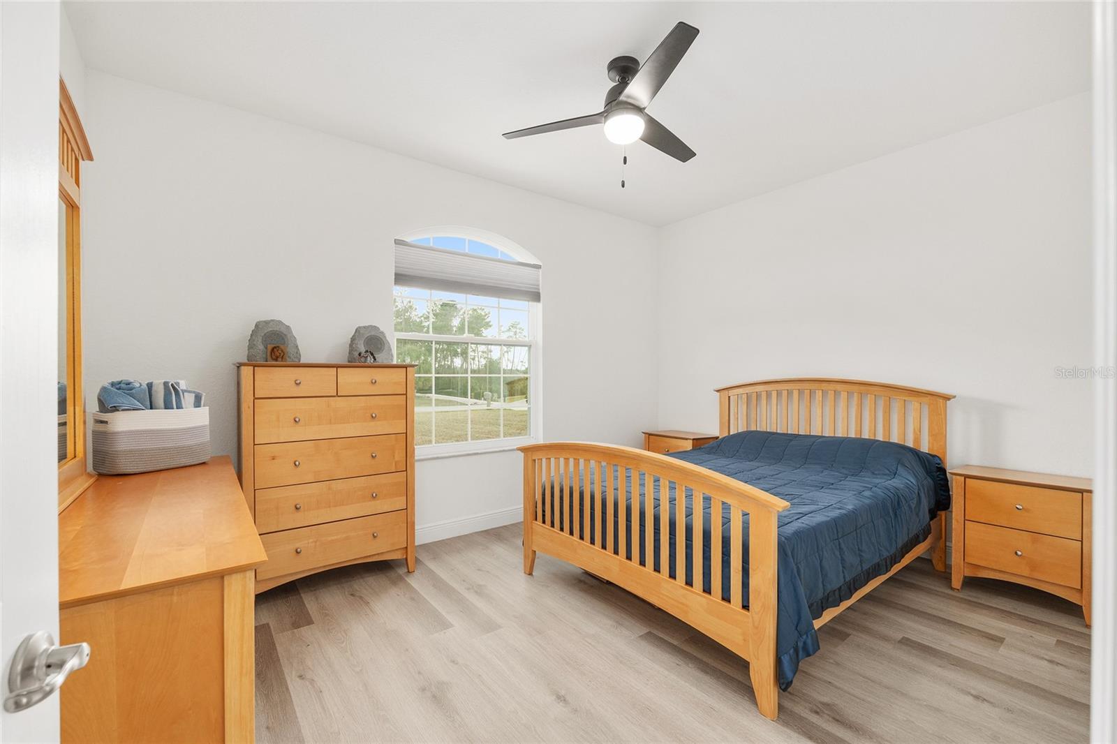 Image 39 of 82 For 4321 106th Place