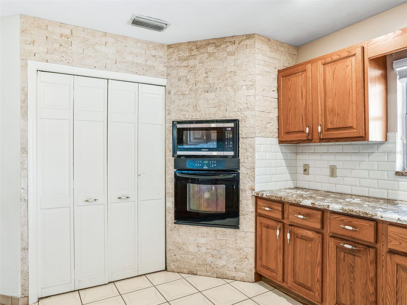 Image 10 of 40 For 7368 14th Street