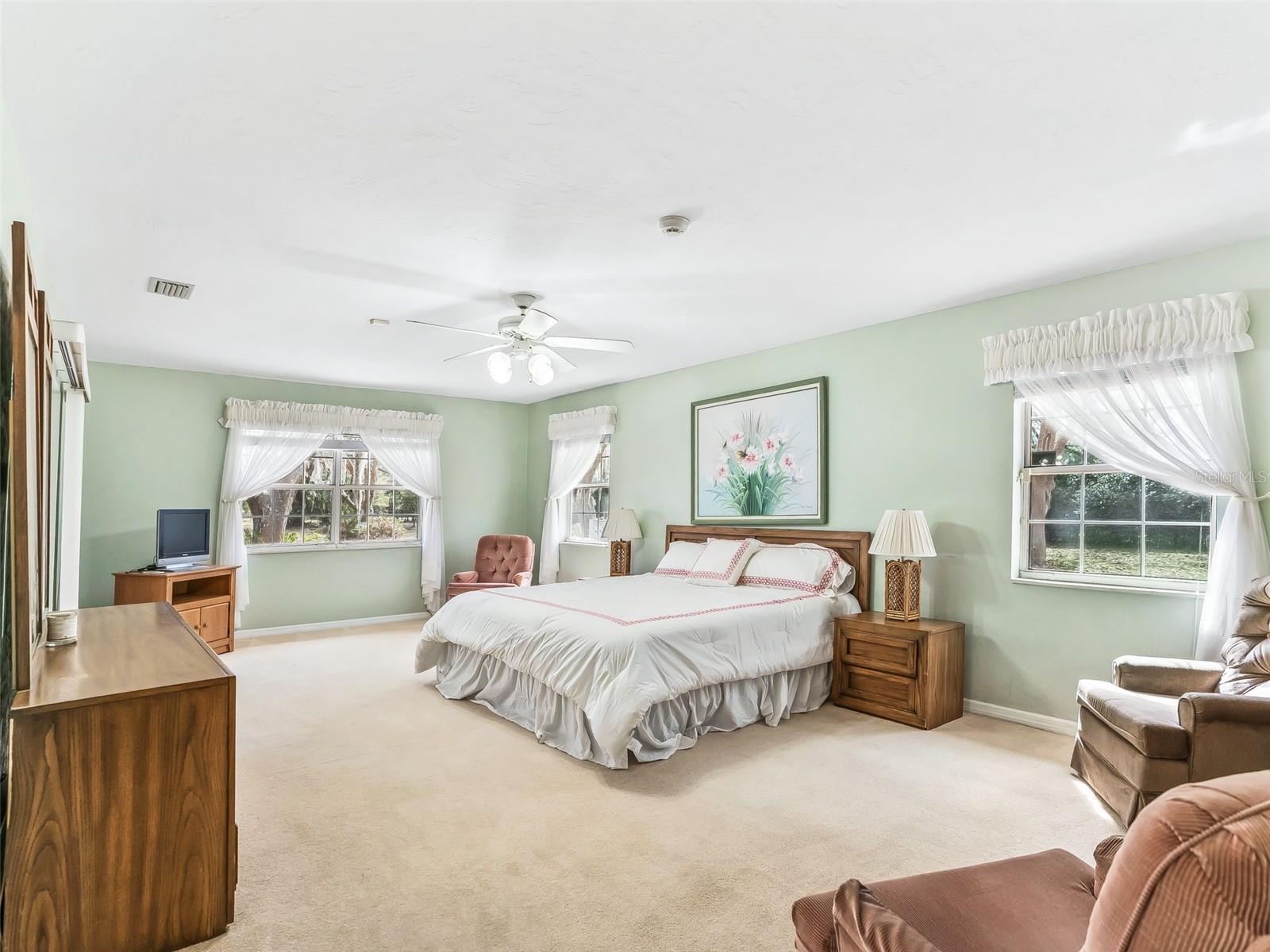 Image 16 of 40 For 7368 14th Street