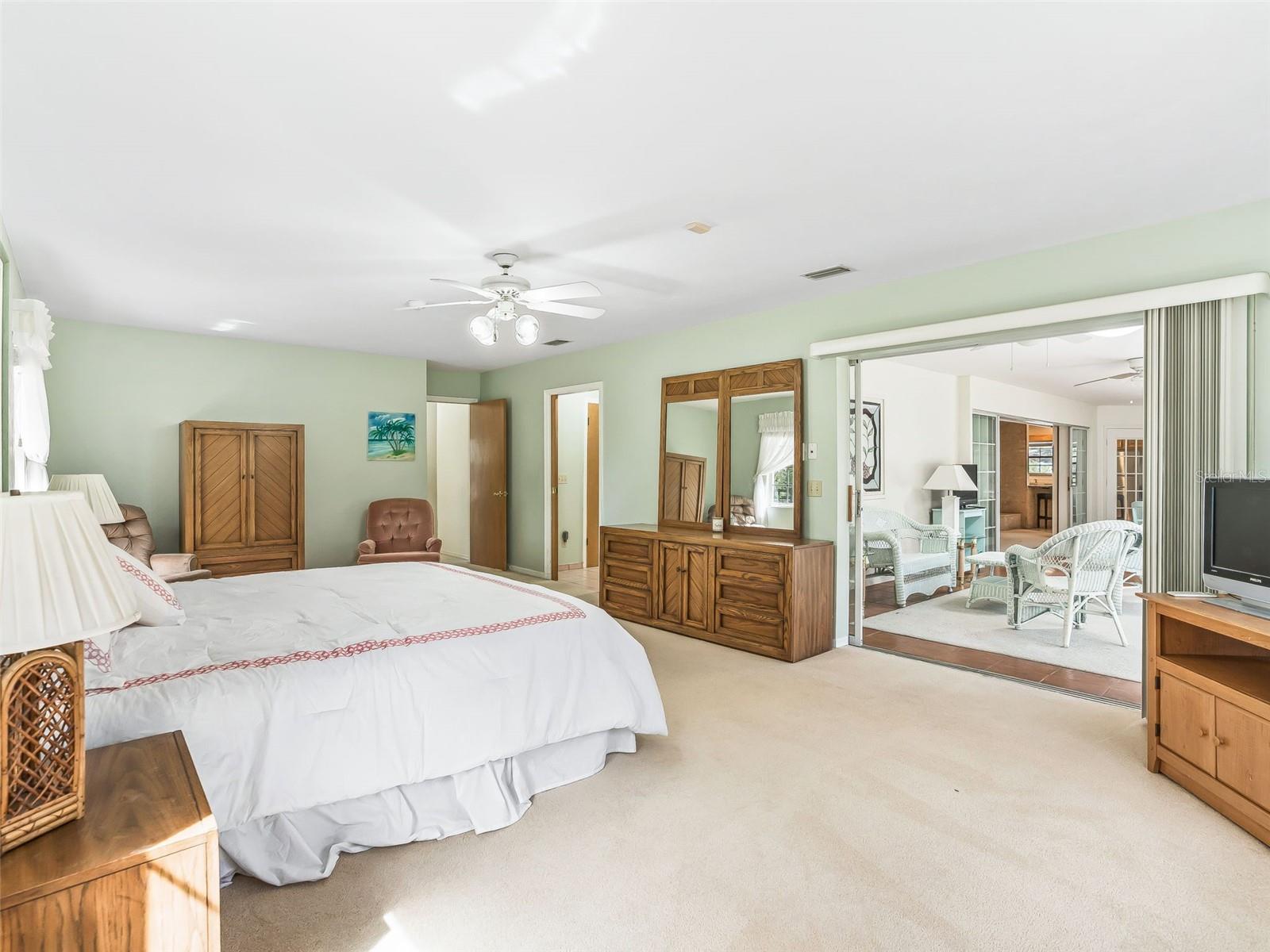 Image 17 of 40 For 7368 14th Street