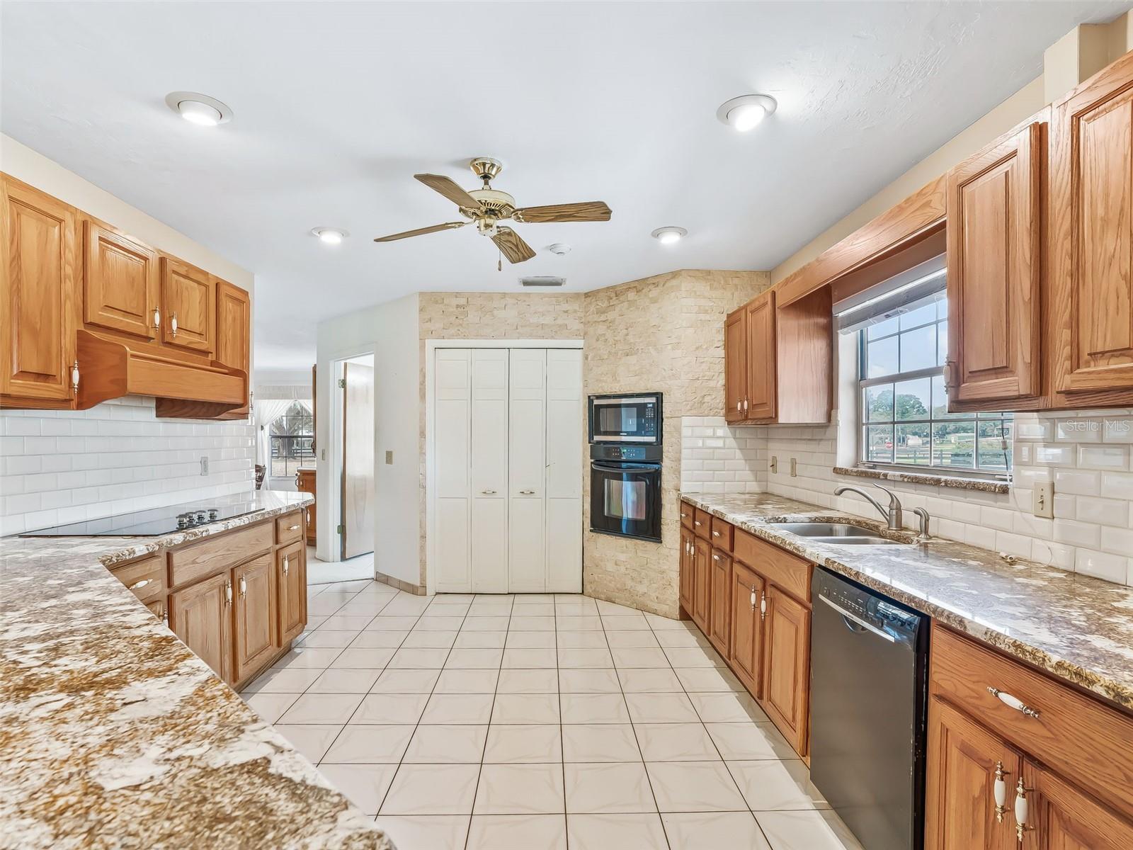 Image 8 of 40 For 7368 14th Street