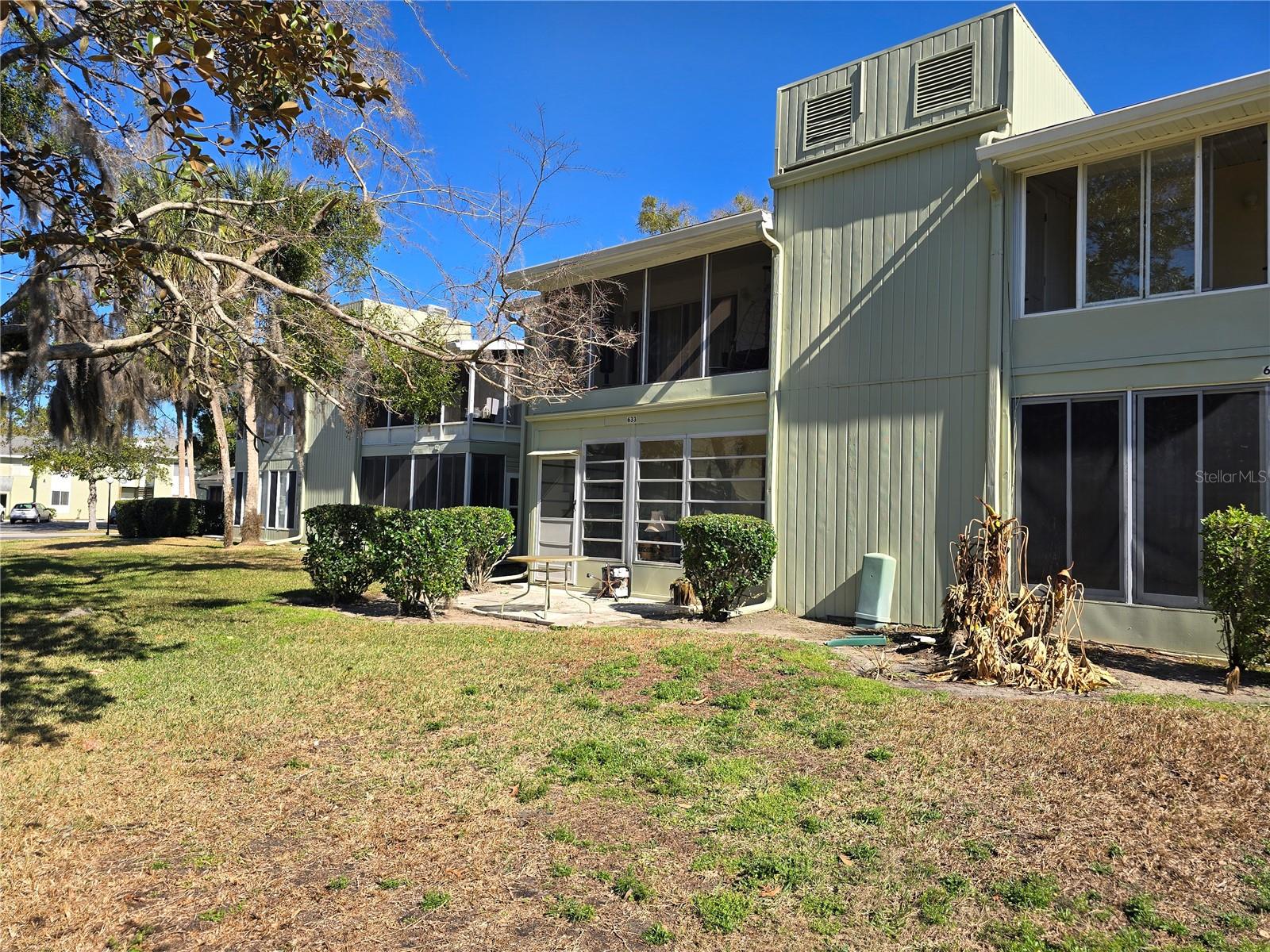 Image 17 of 27 For 633 Silver Pass B