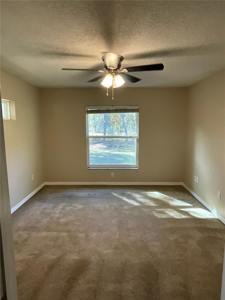 Image 9 of 15 For 9094 Peachtree Way