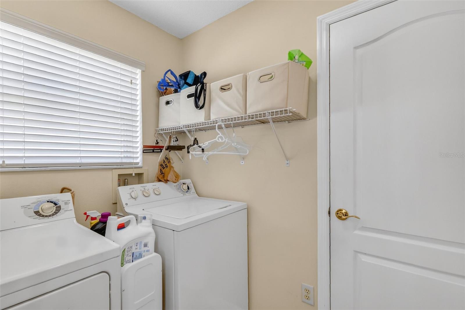 Image 19 of 27 For 1932 Alistar Court