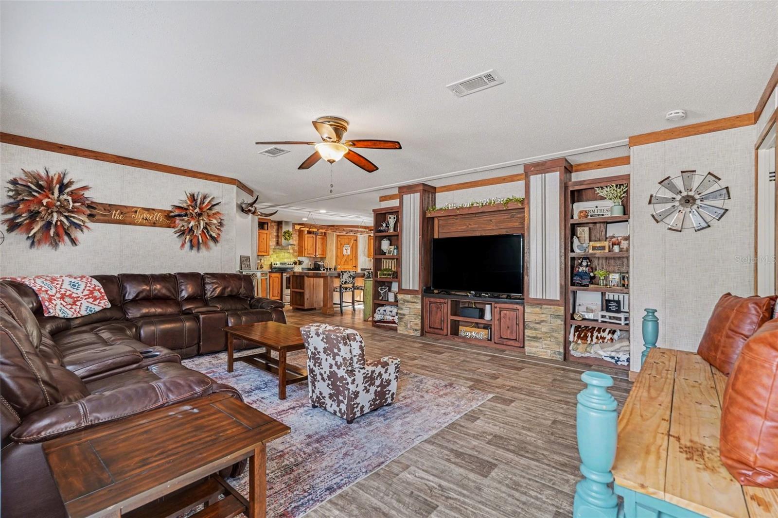 Image 2 of 30 For 14007 Snow Memorial Highway