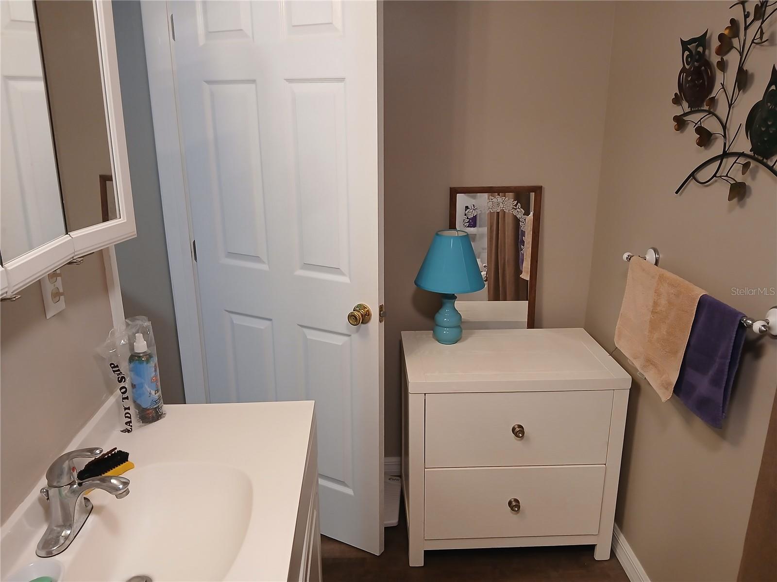 Image 16 of 25 For 10429 Victory Lane