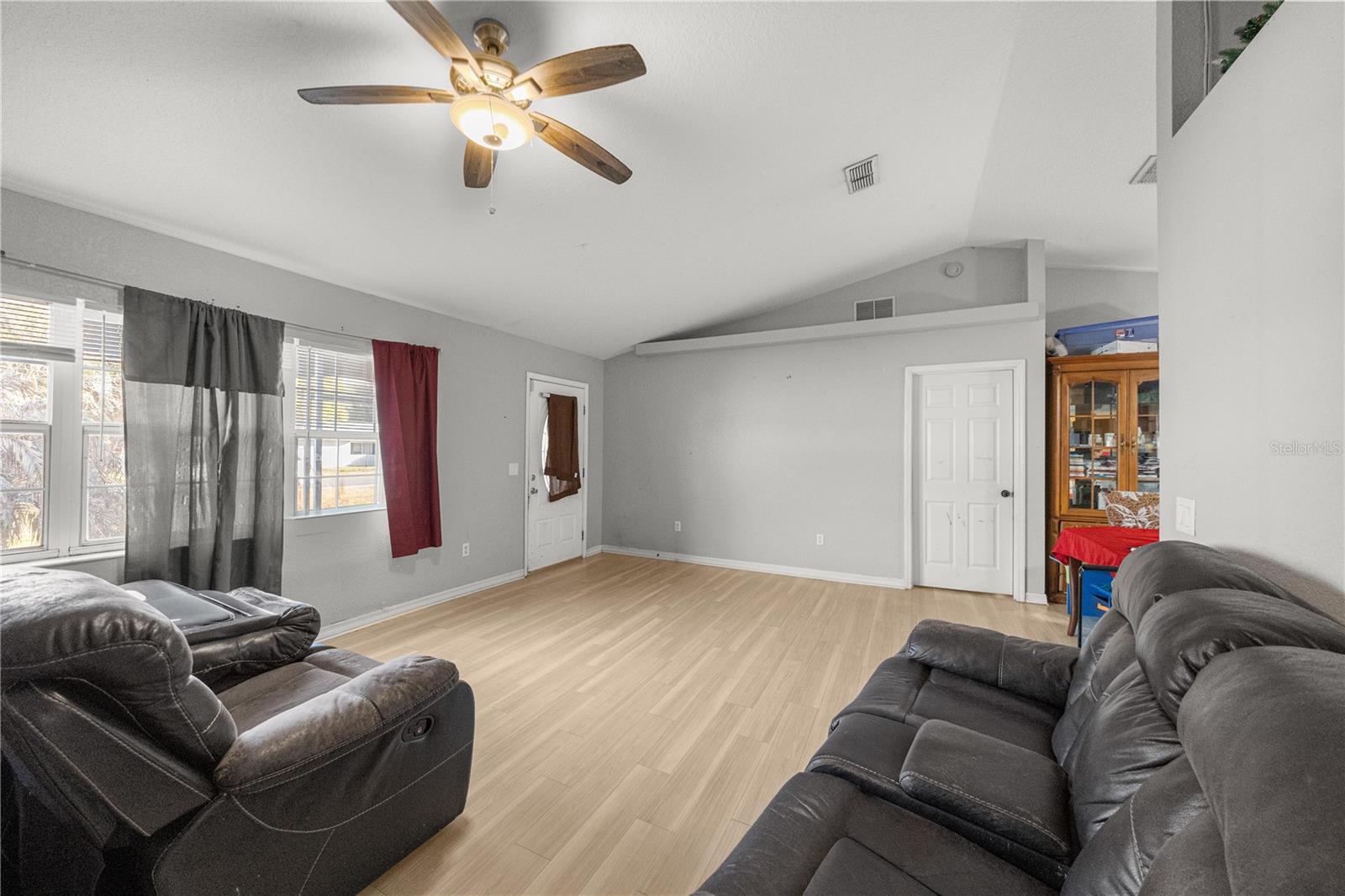 Image 5 of 28 For 6180 126th Lane